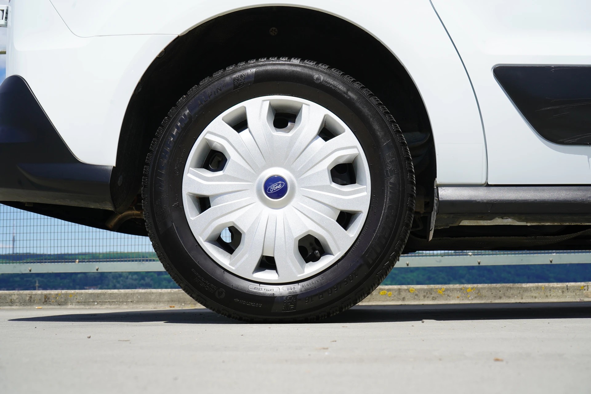 FORD TRANSIT CONNECT VAN T210 1.0 ECO BOOST TREND l 100 PS-image-17