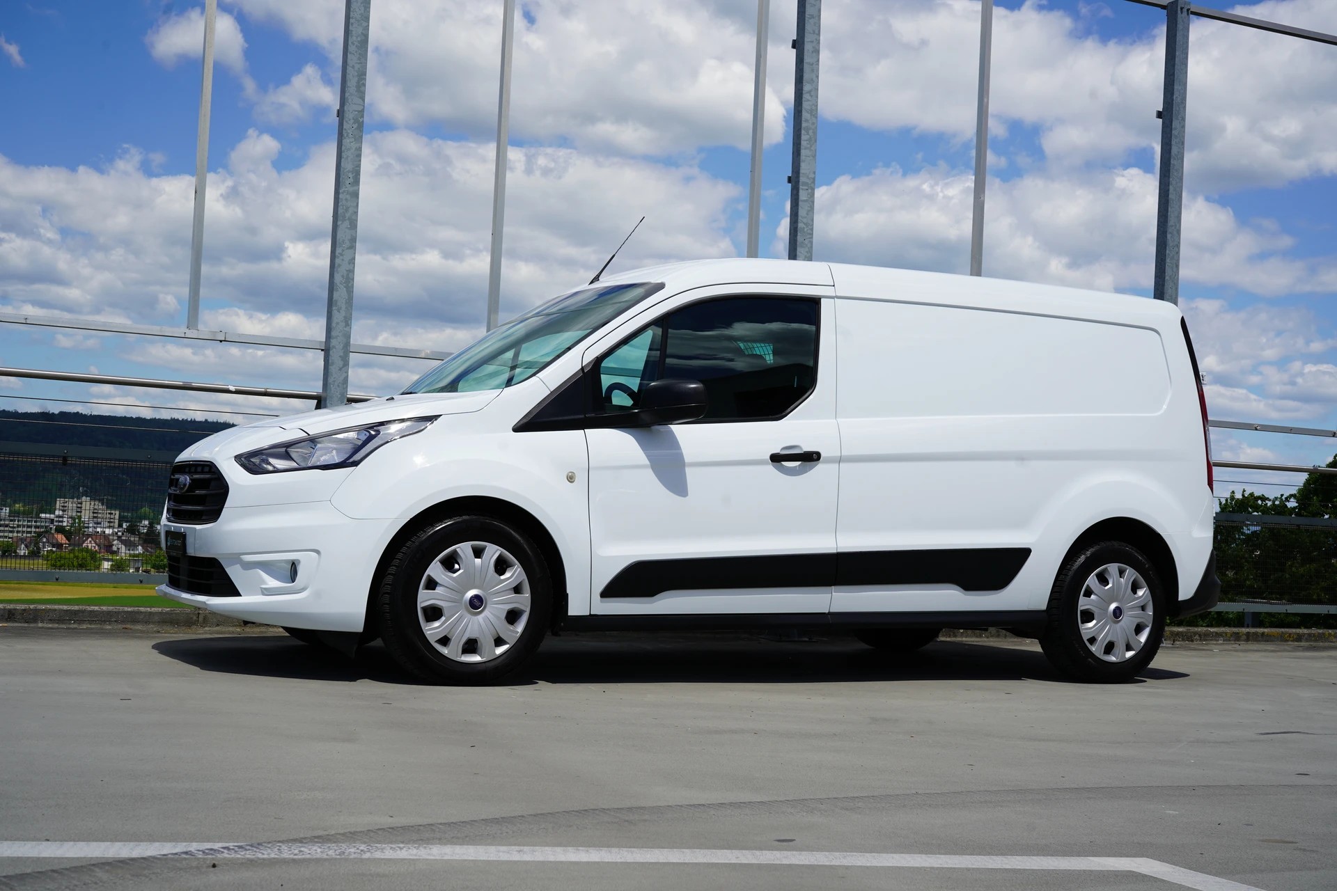 FORD TRANSIT CONNECT VAN T210 1.0 ECO BOOST TREND l 100 PS-image-9