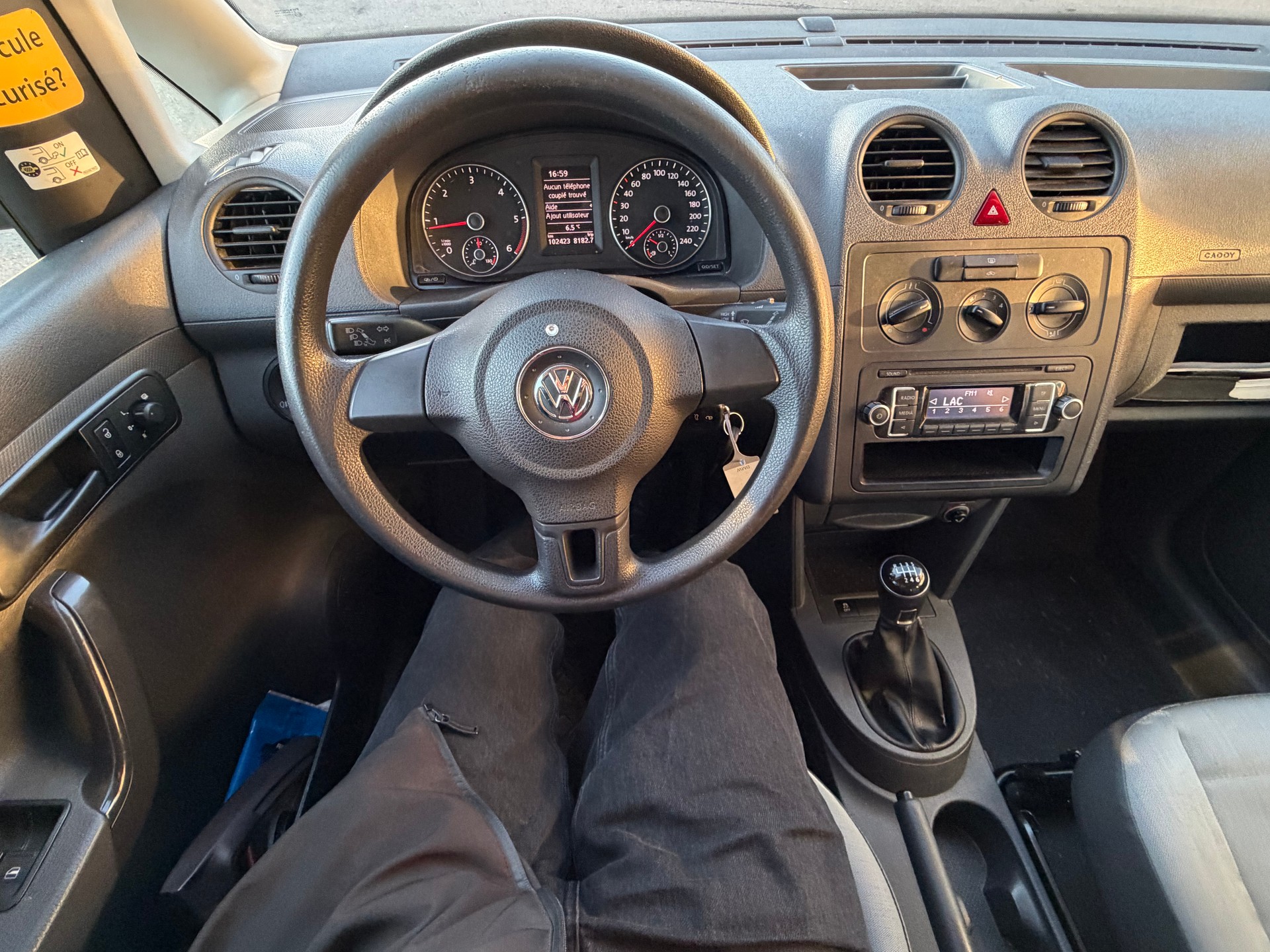 VW Caddy 4X4 2.0 diesel-image-12
