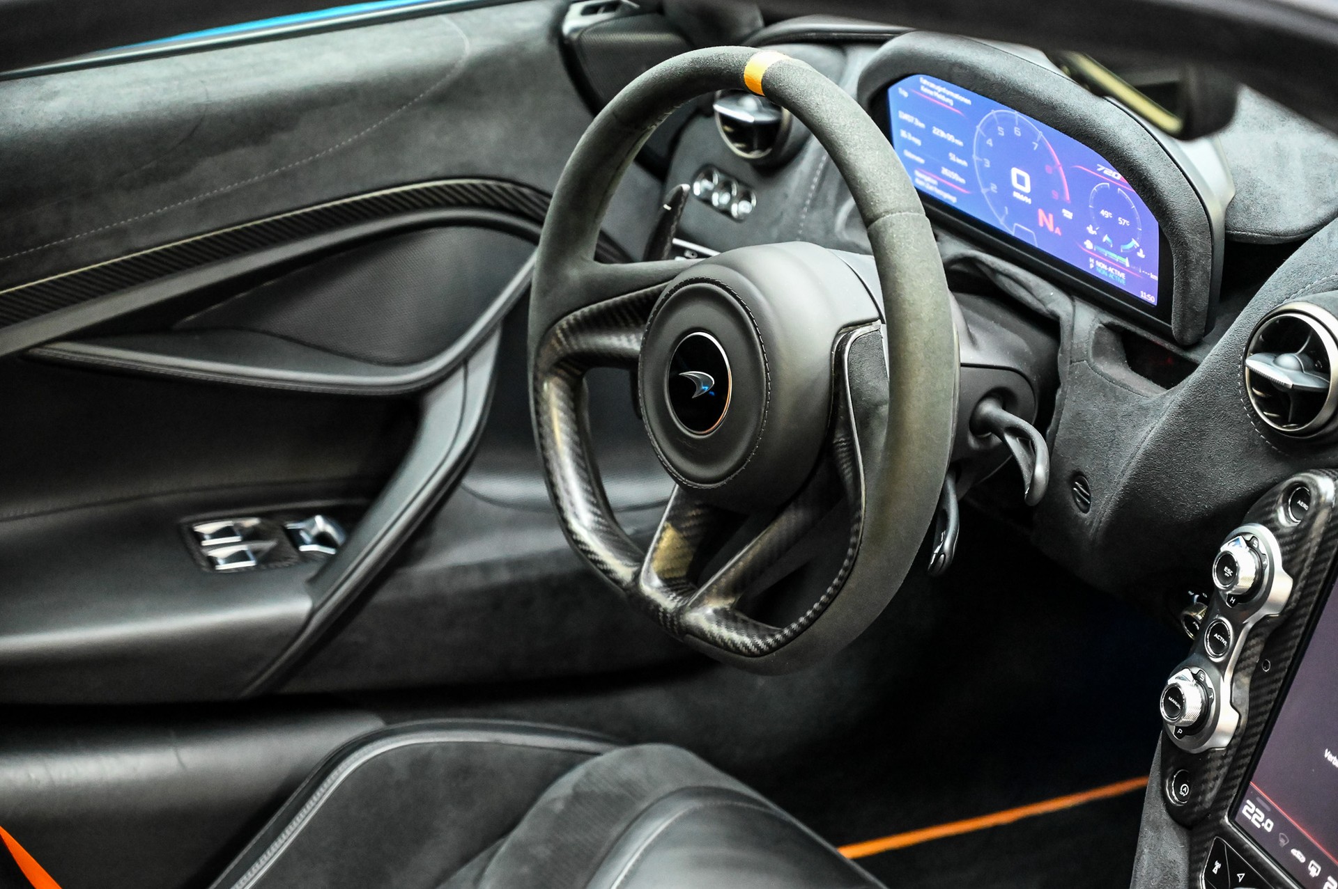 McLAREN 720S Coupé Performance 4.0 V8 SSG-image-30