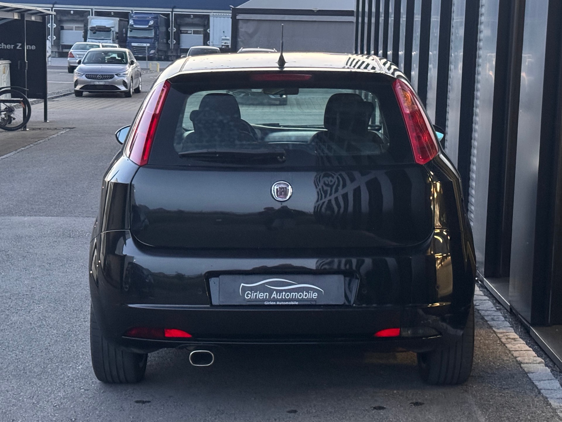 FIAT Punto 1.4 16V Turbo Sport-image-5