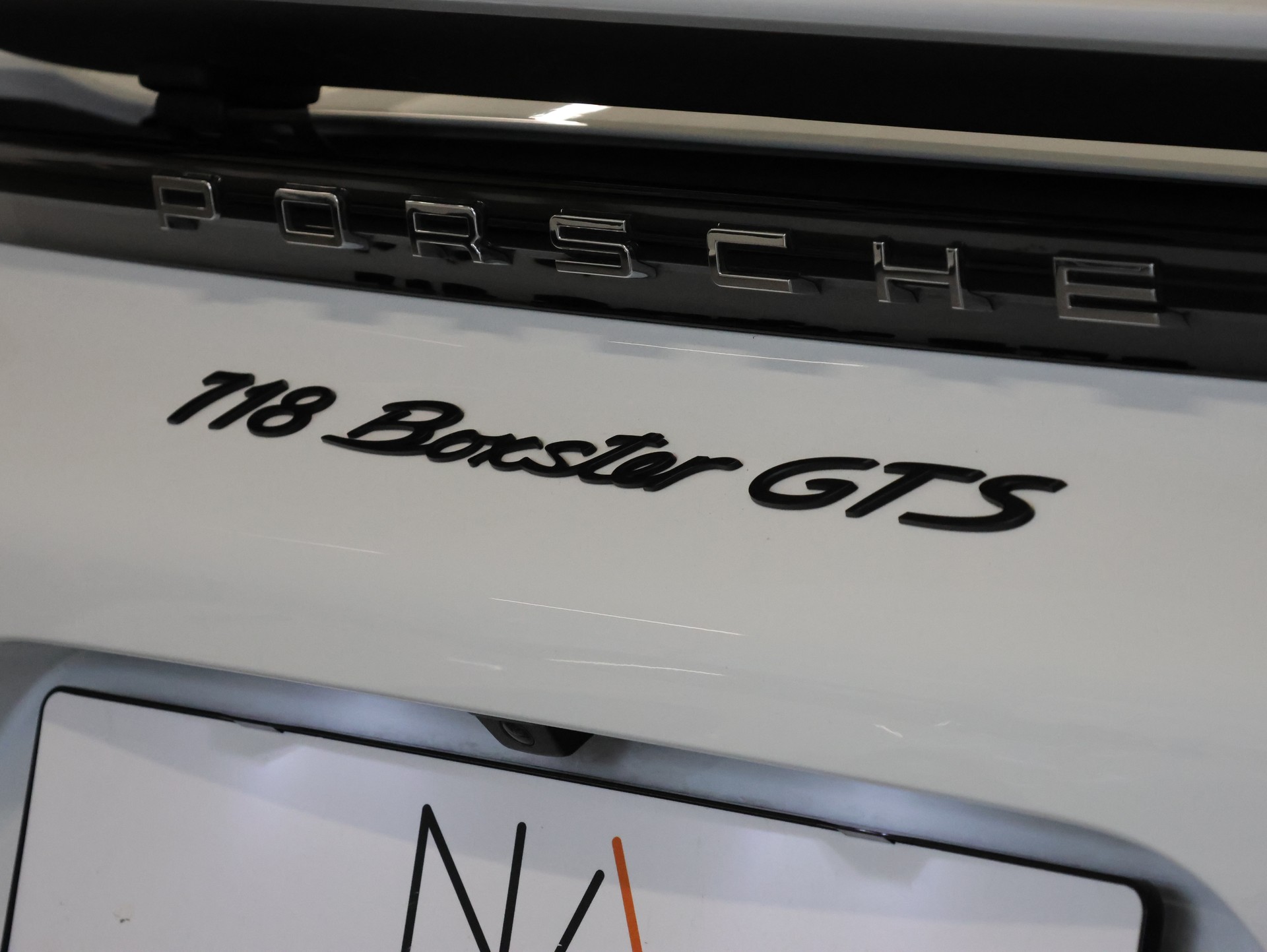 PORSCHE 718 Boxster GTS 4.0 PDK *Park-Assistent* *Beheizbares Lenkrad* *PCM*-image-12