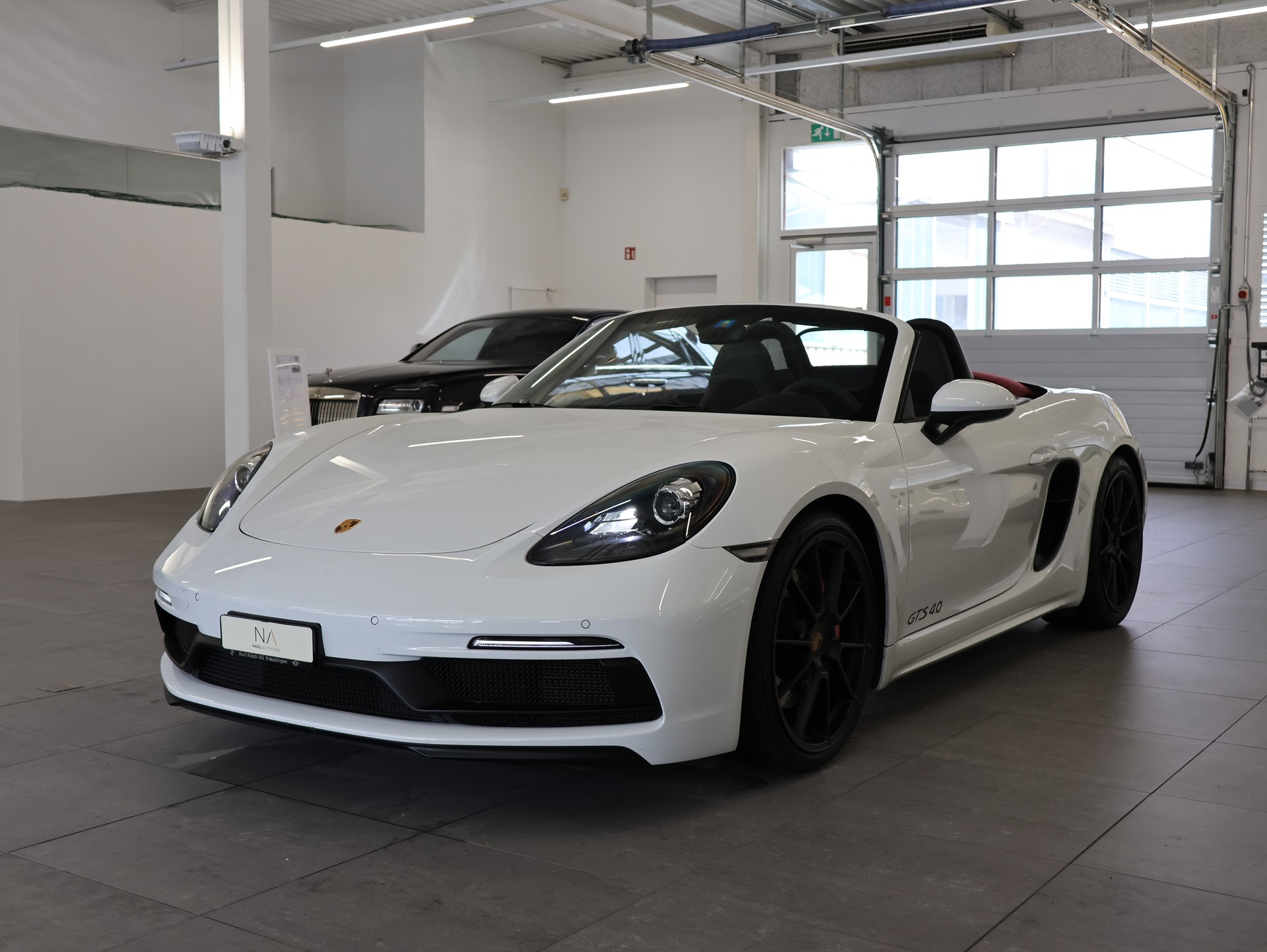 PORSCHE 718 Boxster GTS 4.0 PDK *Park-Assistent* *Beheizbares Lenkrad* *PCM*-image-4