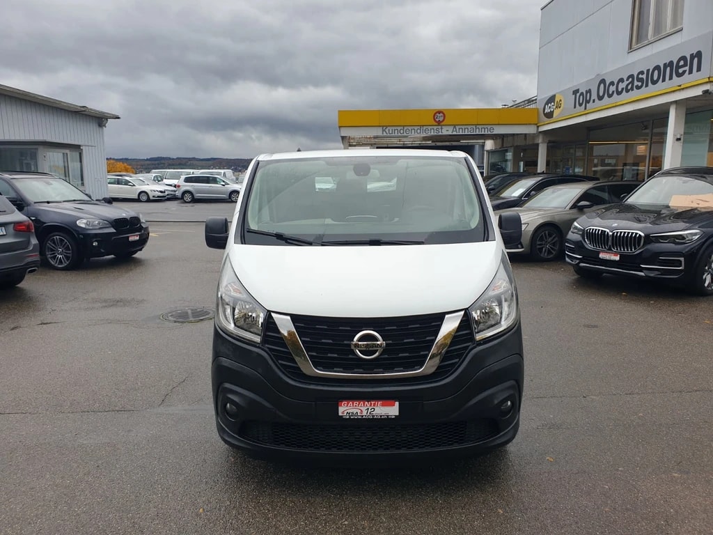 NISSAN NV300 dCi 125 2.9 L2H1 Comfort **L2 H1 **3-Plätzer ** RF-Kamera ** Anh-Kupplung ** Werkstatt-Einrichtung ** Frisch Ab MFK-showroom-element-1