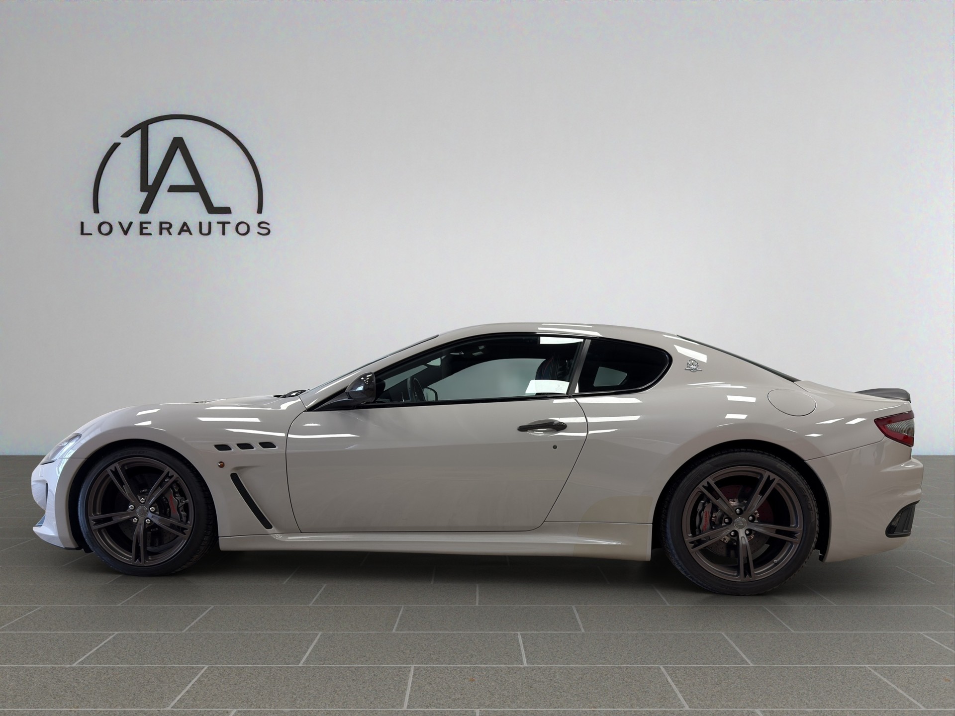 MASERATI GranTurismo MC Stradale Centenial Edition-image-5