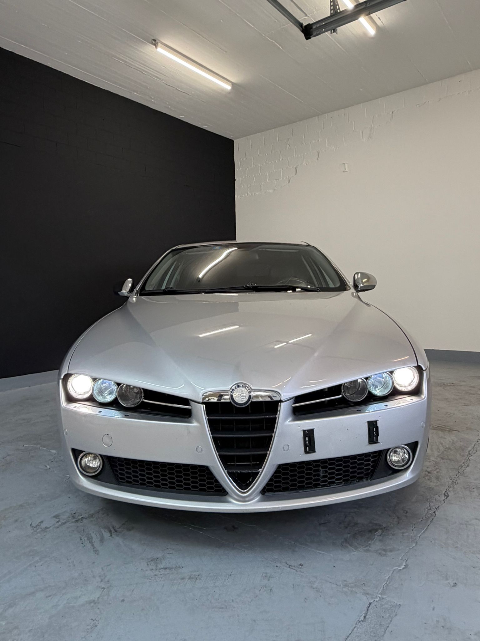 ALFA ROMEO 159 SW 2.4 JTD Lusso Limited Ed. Q-Tronic ***CH-Fahrzeug***-showroom-element-1