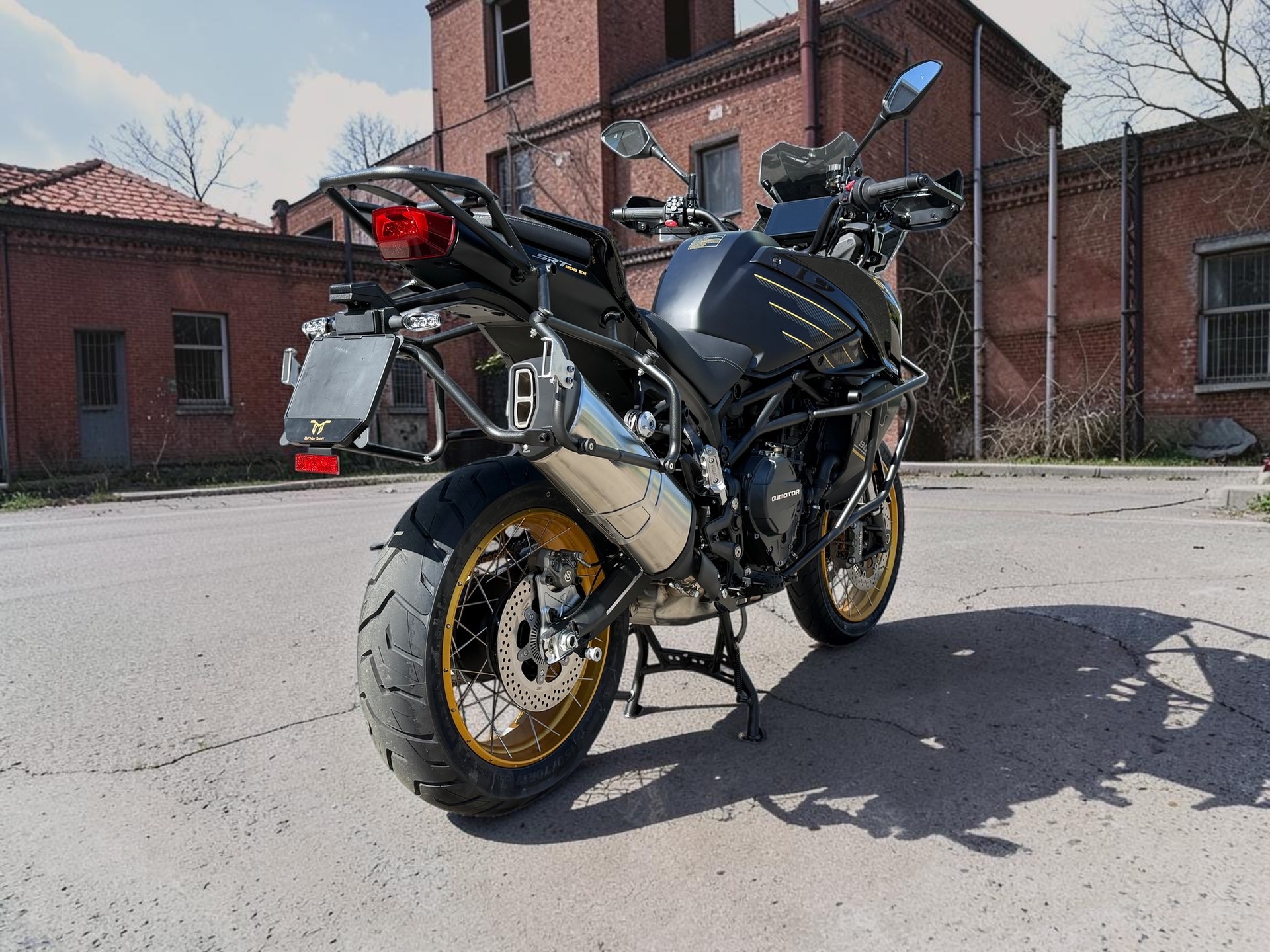 QJ SRT 900 SX-image-2