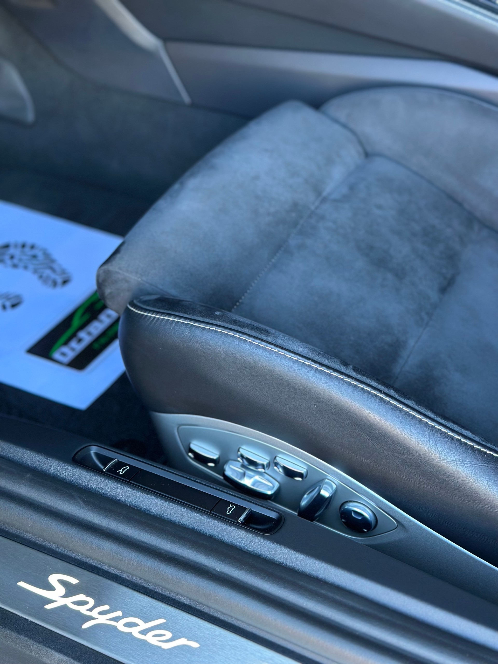 PORSCHE 718 Boxster Spyder Vendue/Verkauft/Sold-image-10