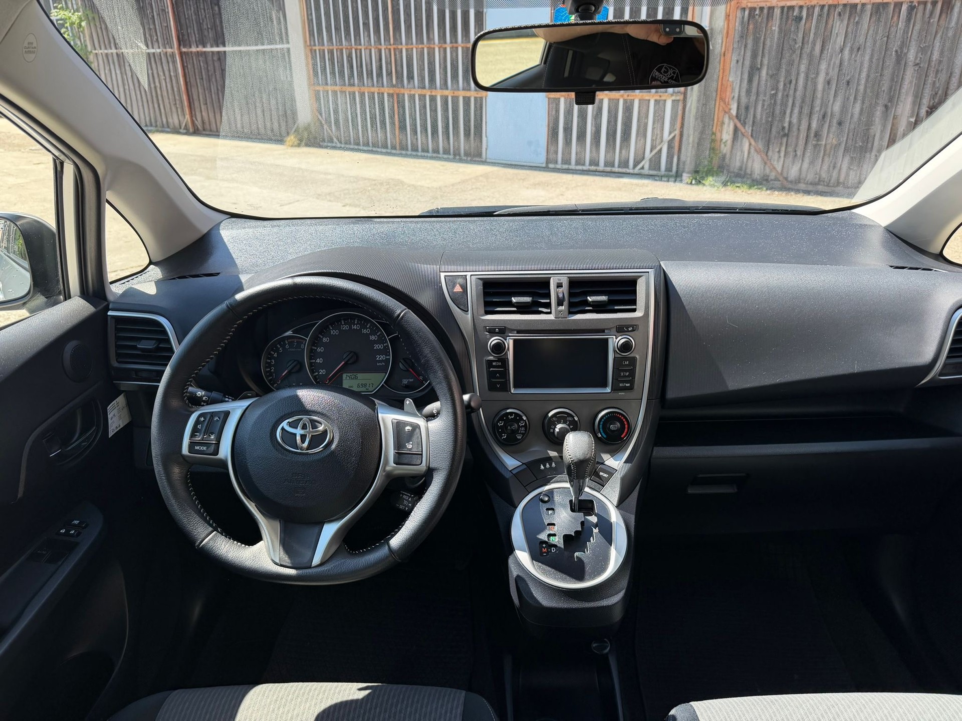 TOYOTA Verso-S 1.33 Linea Sol Multidrive S-image-9