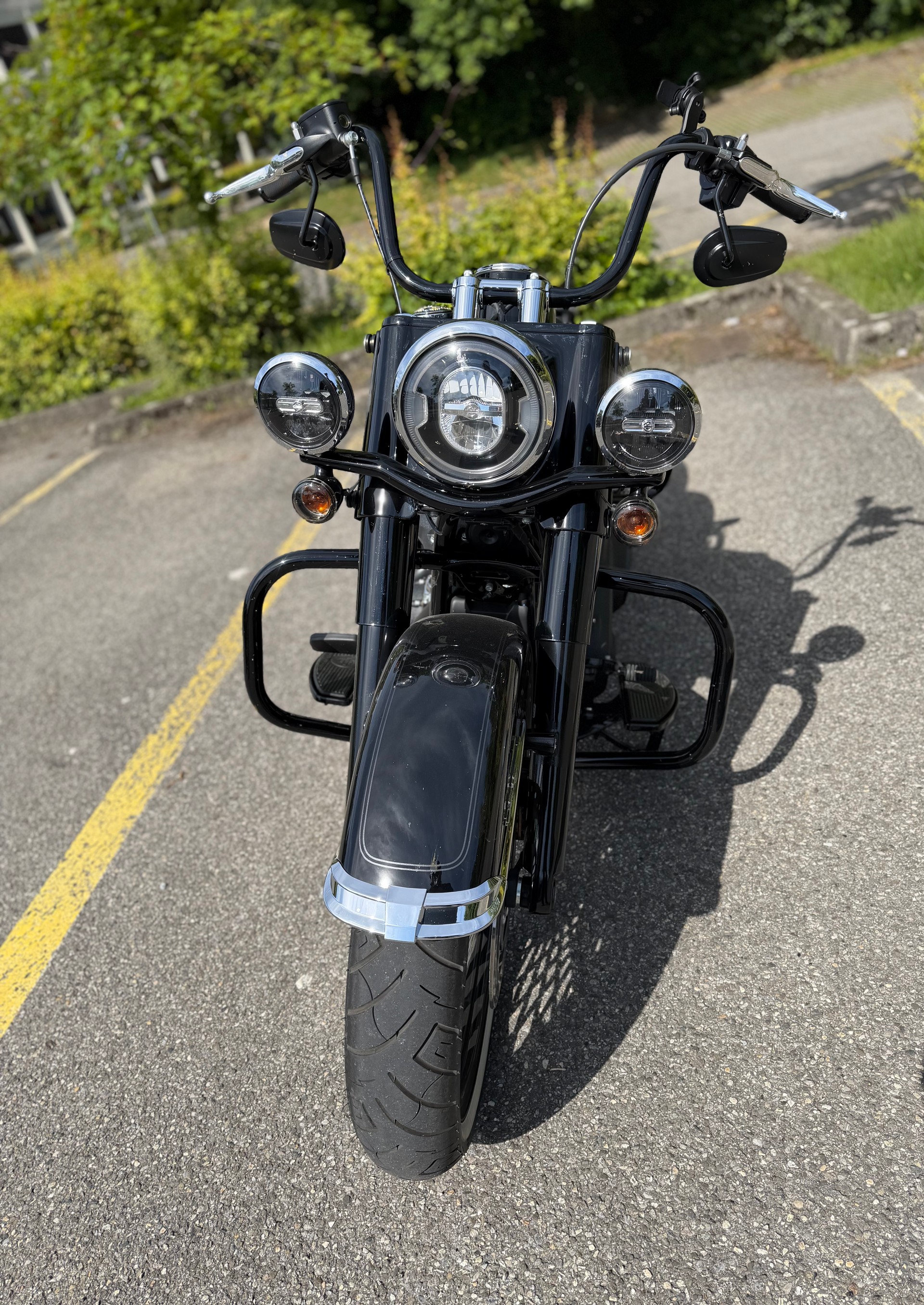 HARLEY-DAVIDSON FLHCS Heritage Classic 114 Black Finish-image-4