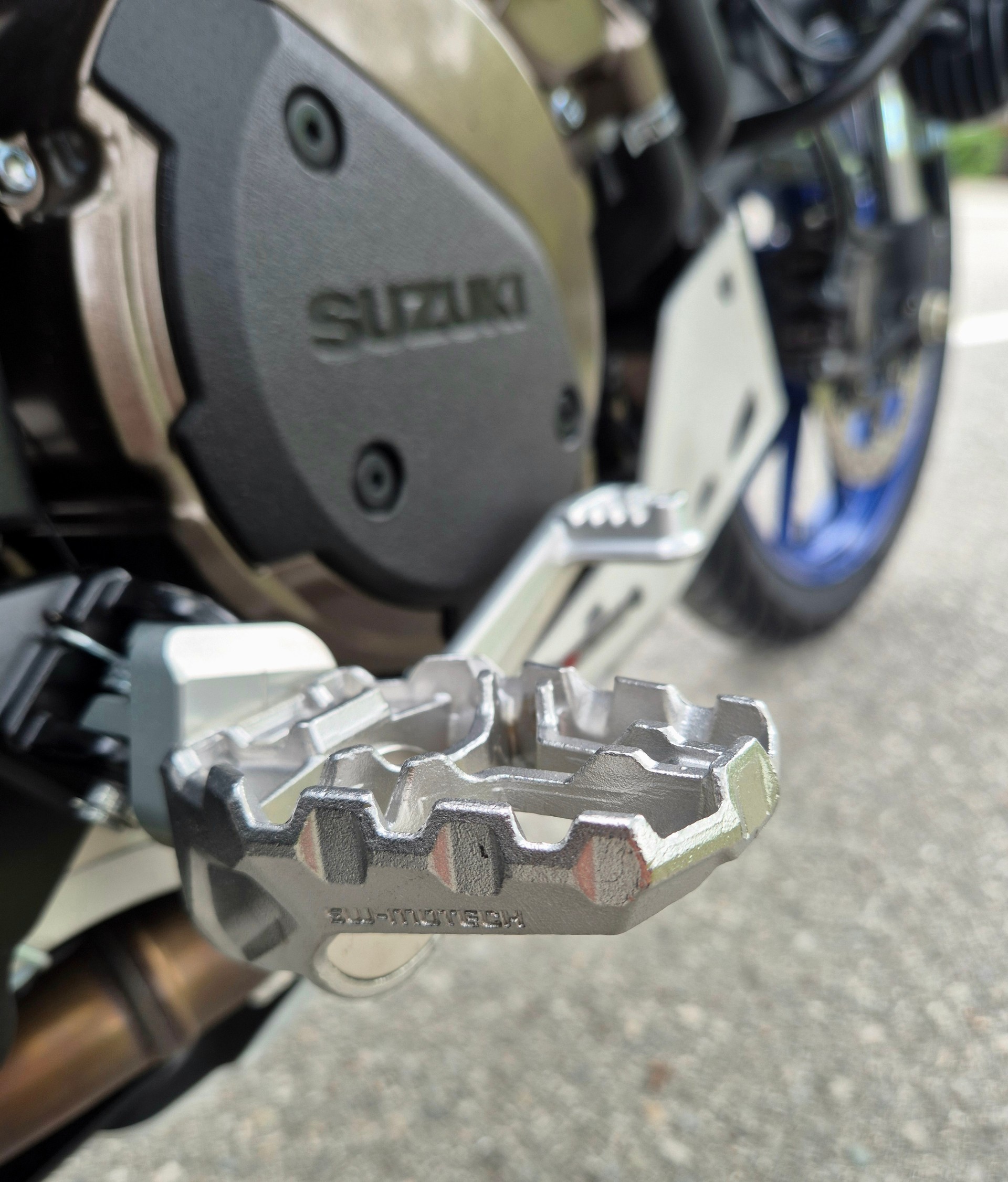 SUZUKI DL 1050-image-6