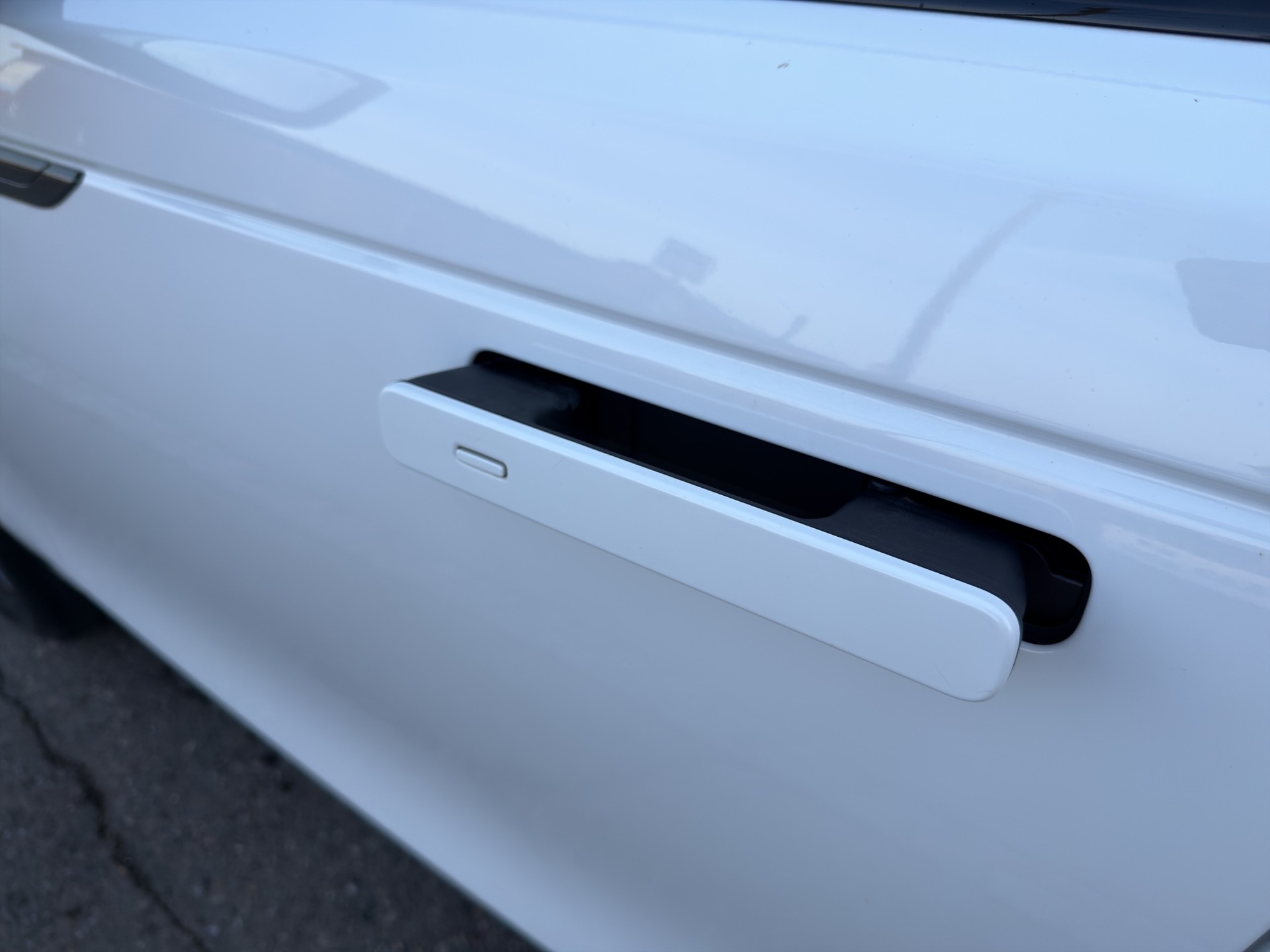 LAND ROVER Range Rover Velar 2.0 T R-Dynamic SE-image-21