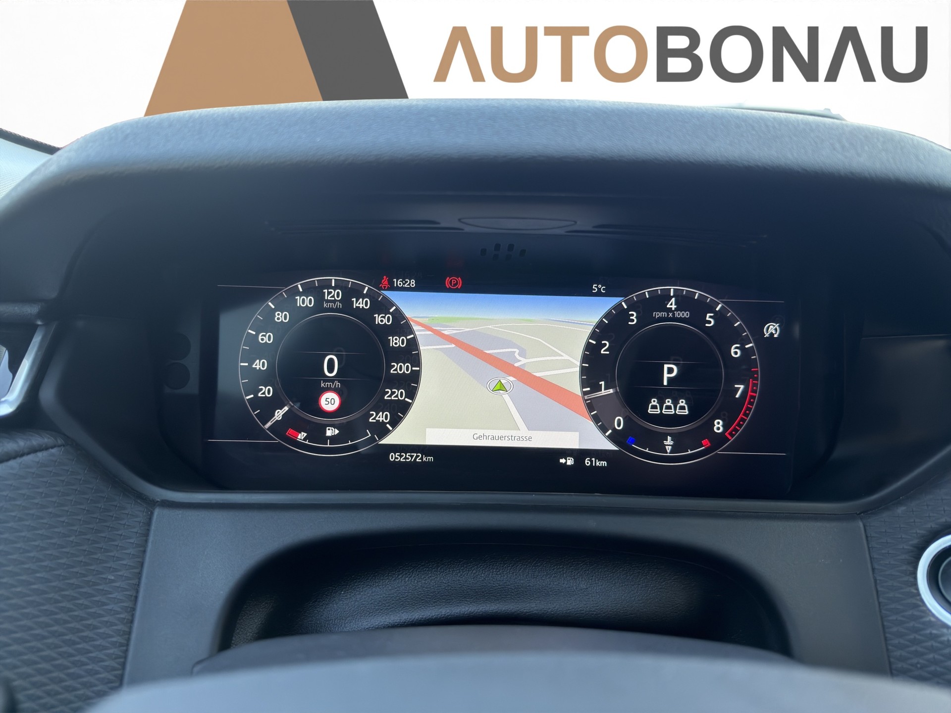 LAND ROVER Range Rover Velar 2.0 T R-Dynamic SE-image-14