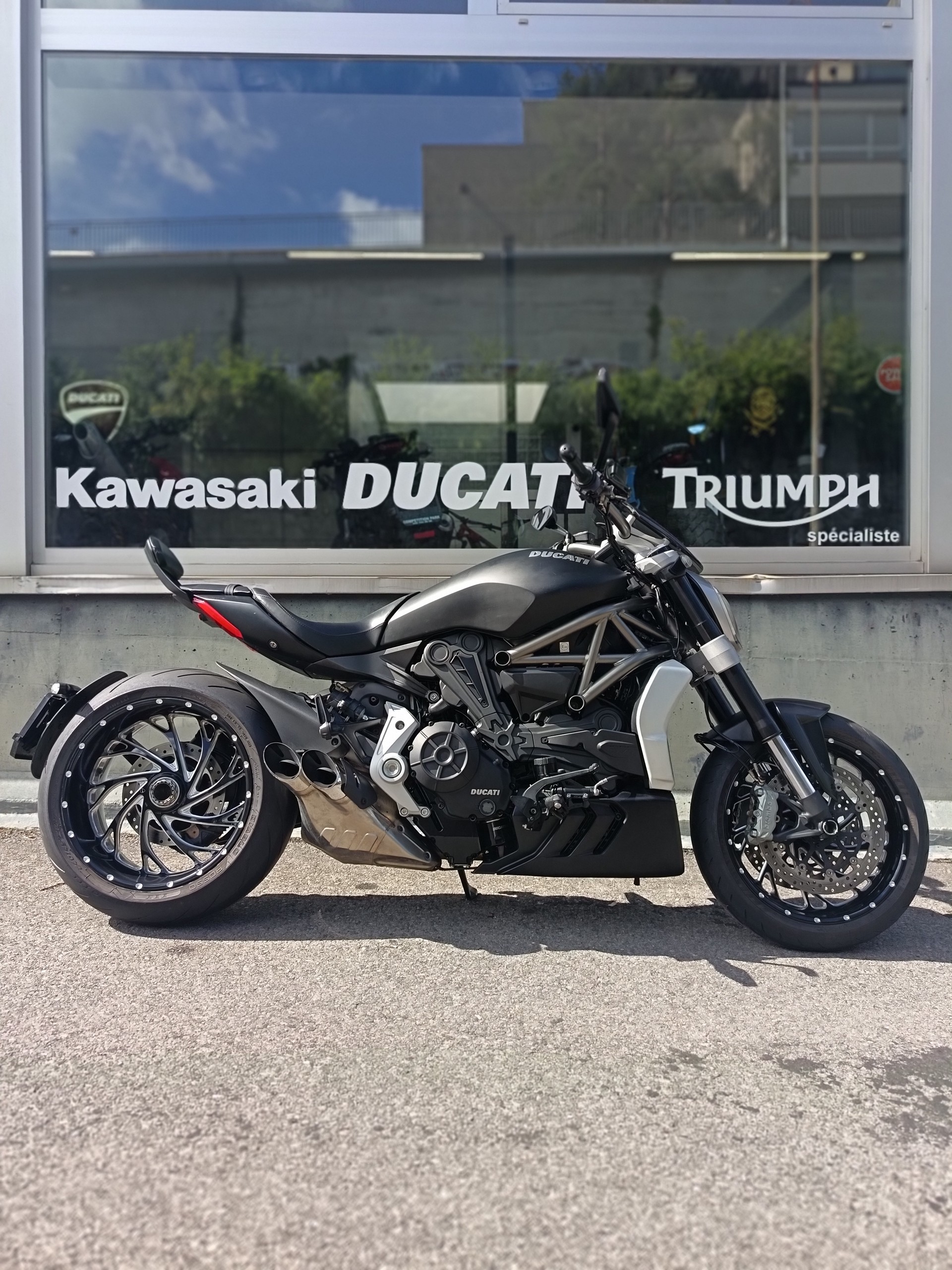 DUCATI XDiavel 1260-image-1