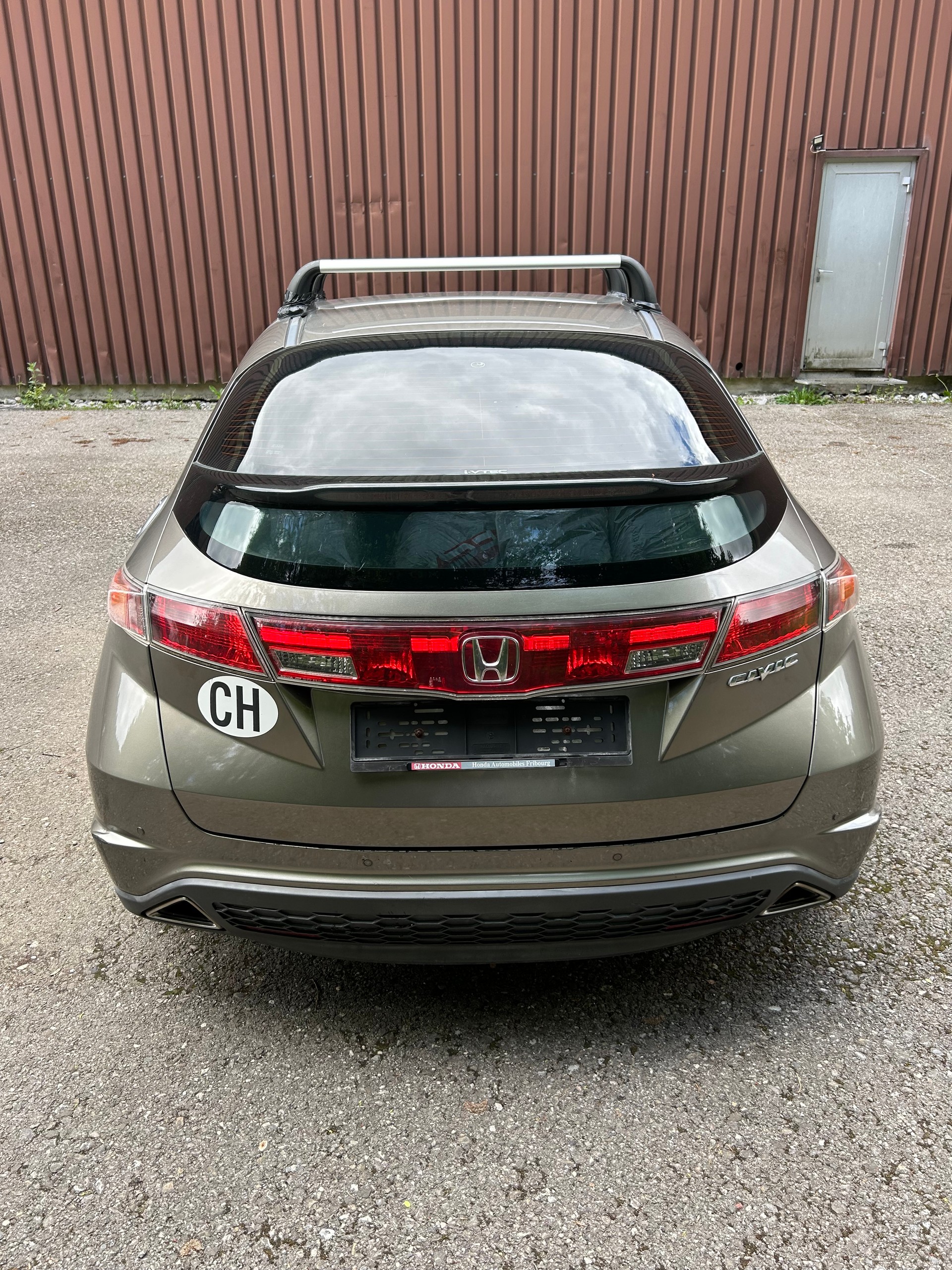 HONDA Civic 1.8i-image-6