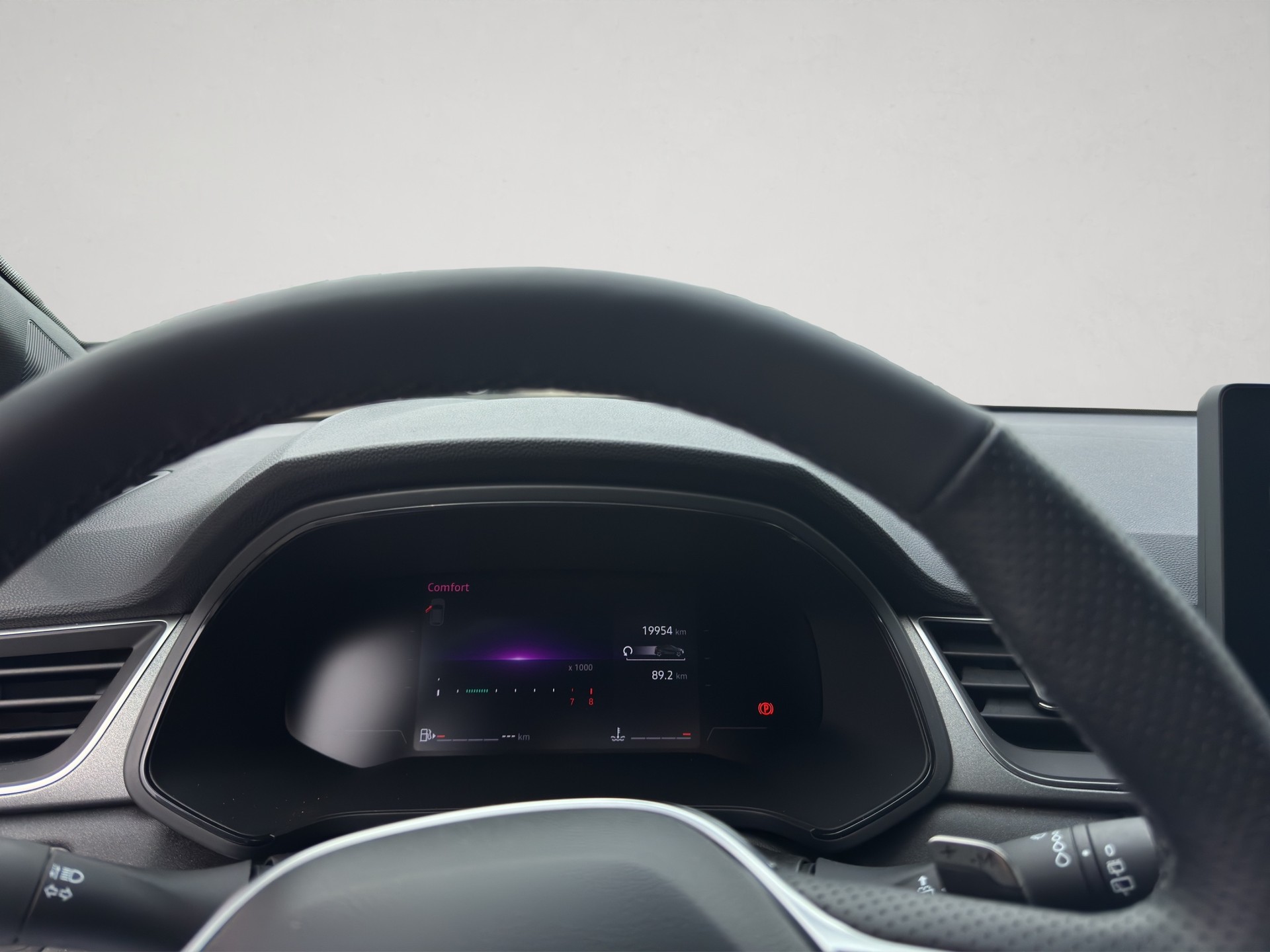 RENAULT Captur 1.3 TCe Techno EDC-image-9