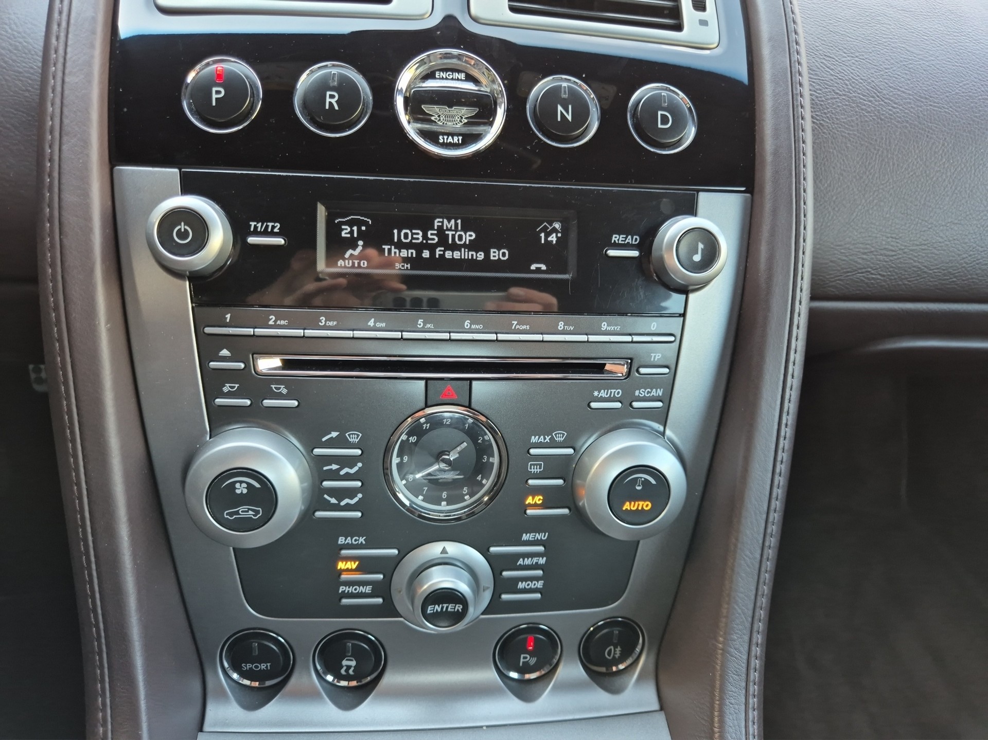 ASTON MARTIN DB9 Touchtronic 2-image-16