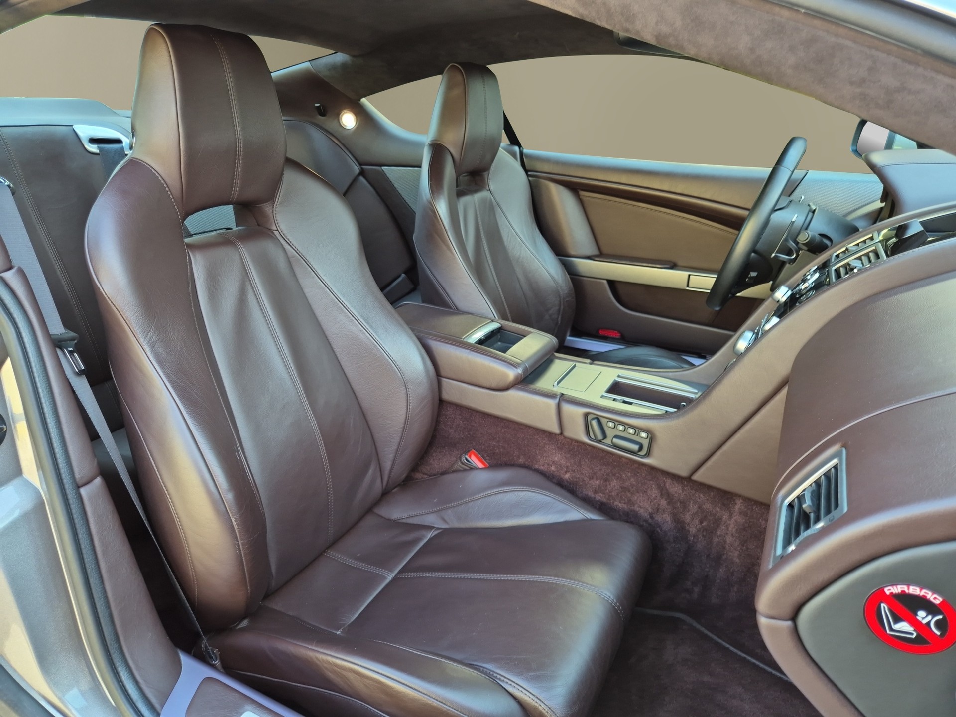 ASTON MARTIN DB9 Touchtronic 2-image-17