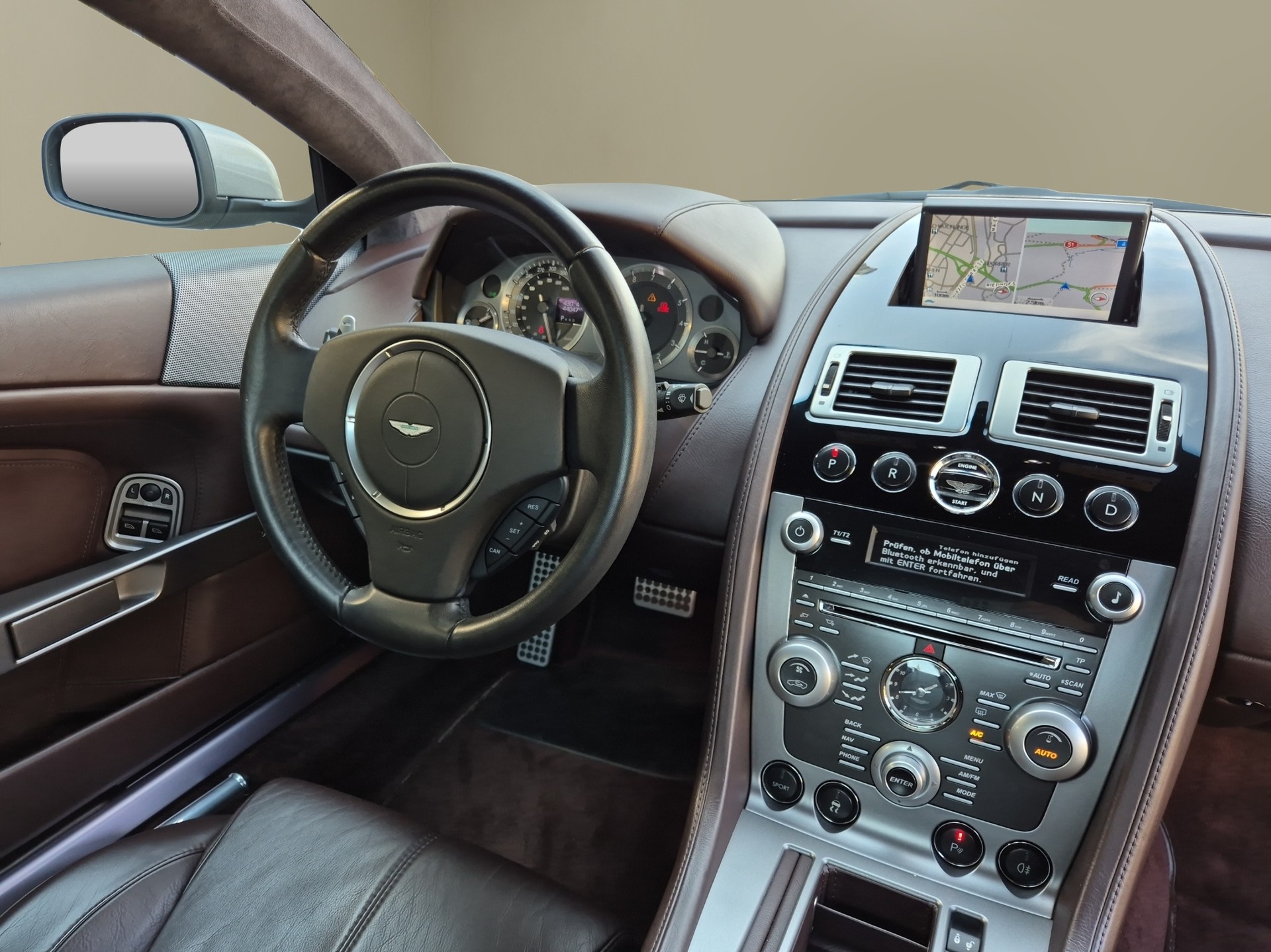 ASTON MARTIN DB9 Touchtronic 2-image-19