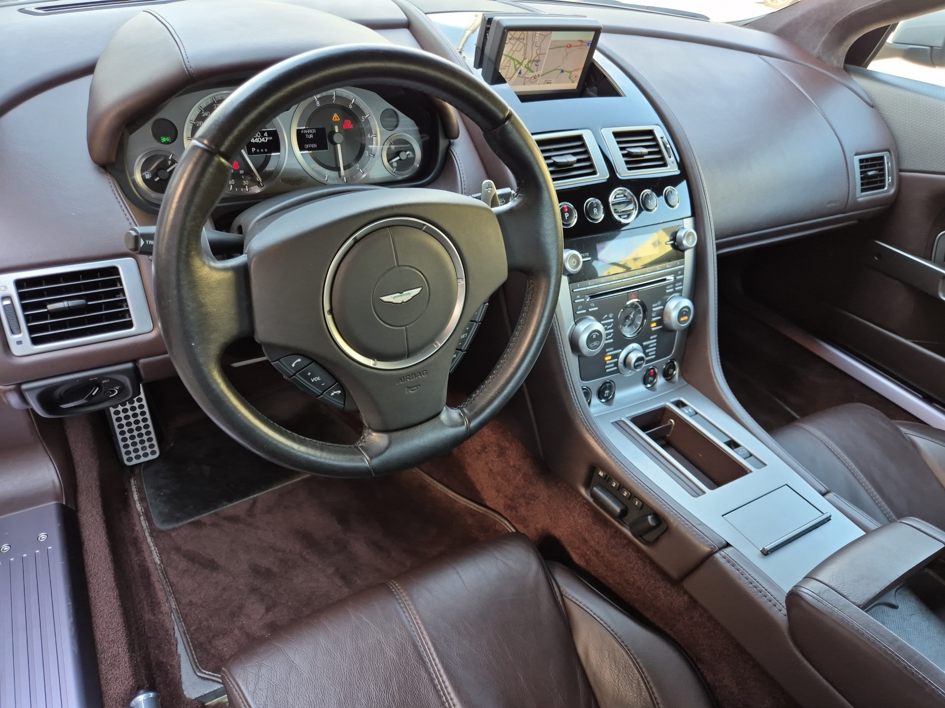 ASTON MARTIN DB9 Touchtronic 2-image-11