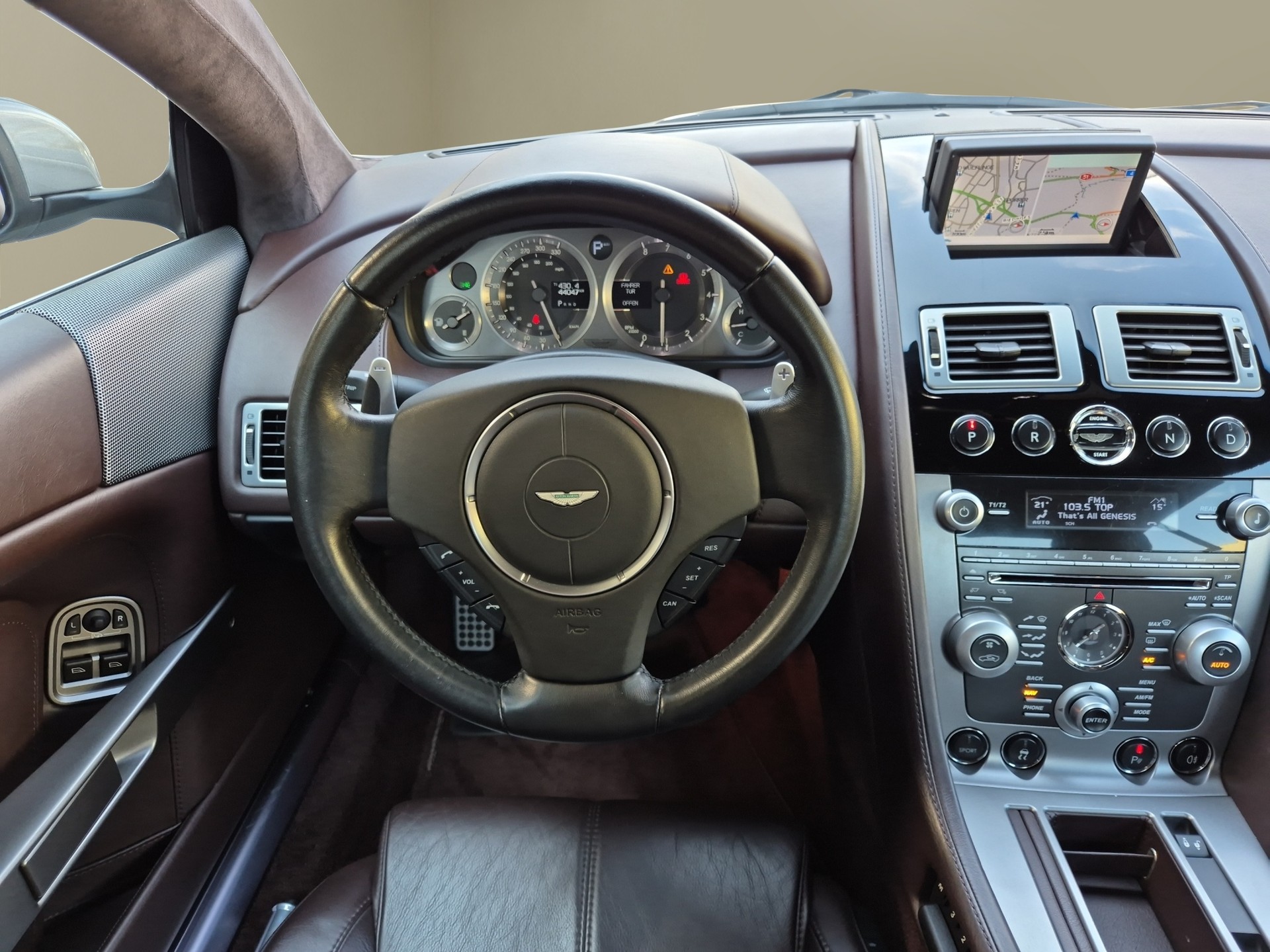 ASTON MARTIN DB9 Touchtronic 2-image-12