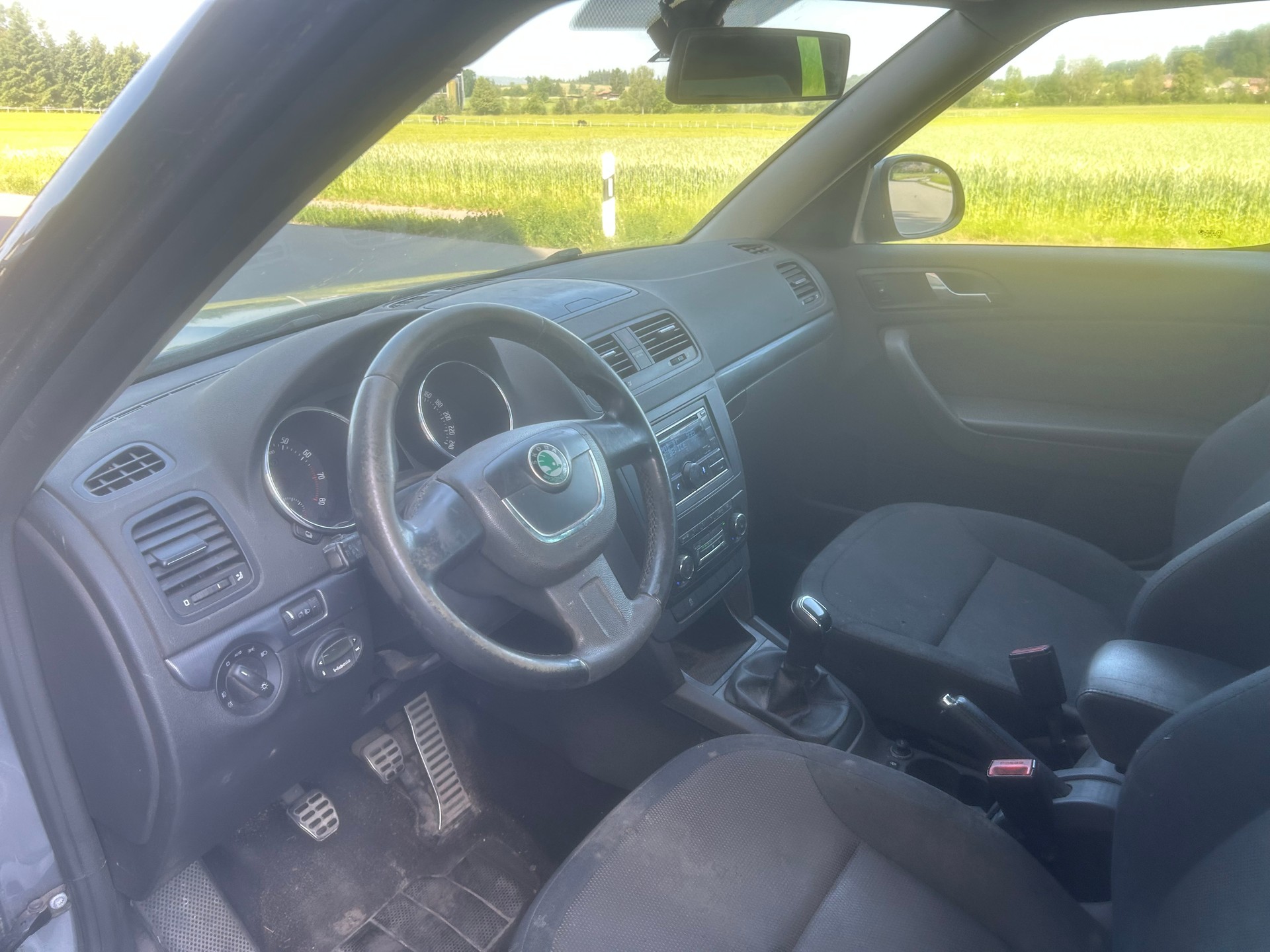 SKODA Yeti 1.4 TSI Ambition-image-4