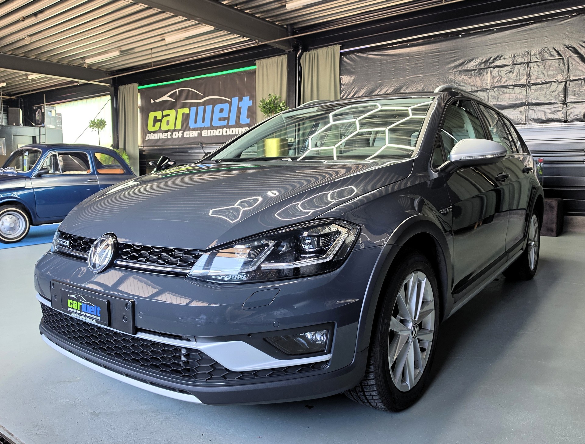 VW Golf VII Alltrack 2.0 TDI DSG 4motion-image-4