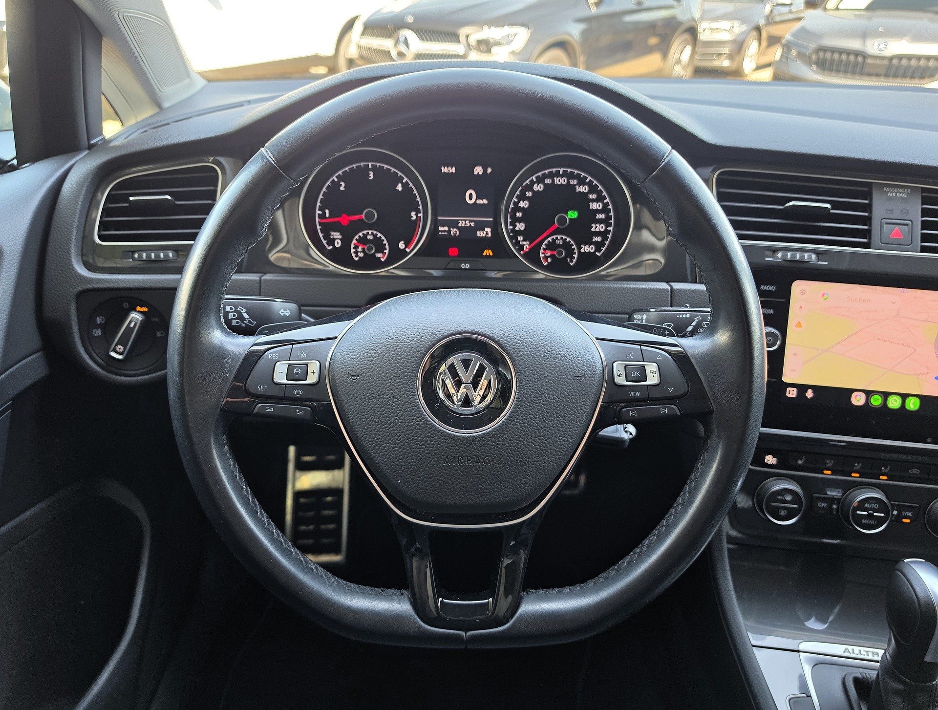 VW Golf VII Alltrack 2.0 TDI DSG 4motion-image-8
