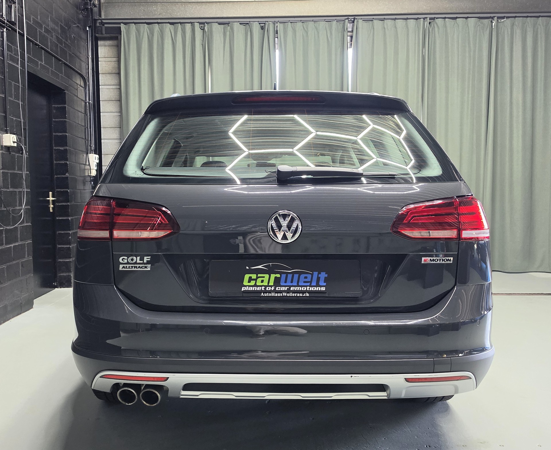 VW Golf VII Alltrack 2.0 TDI DSG 4motion-image-3