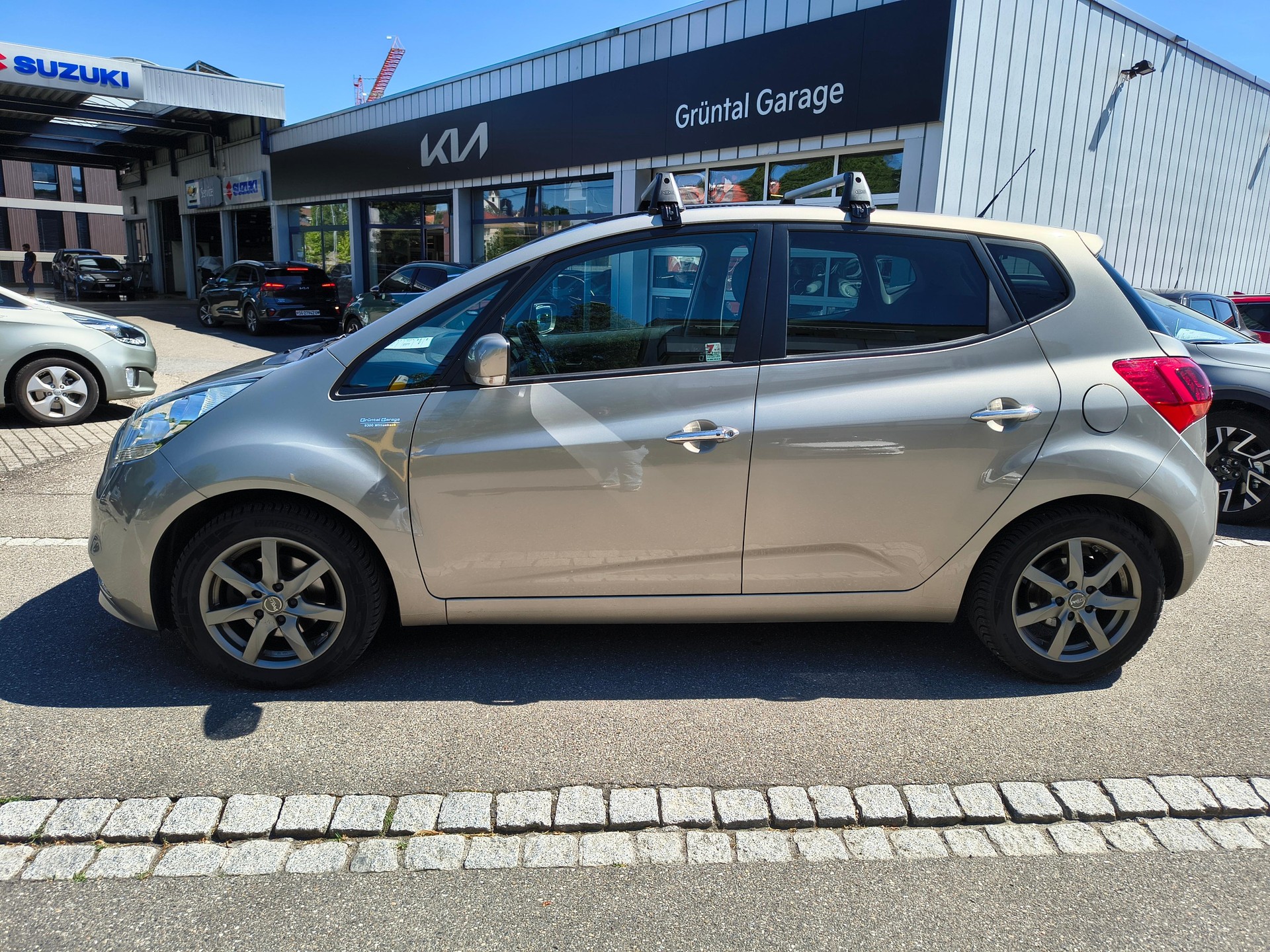 KIA Venga 1.6 CVVT Swiss Champion-image-2