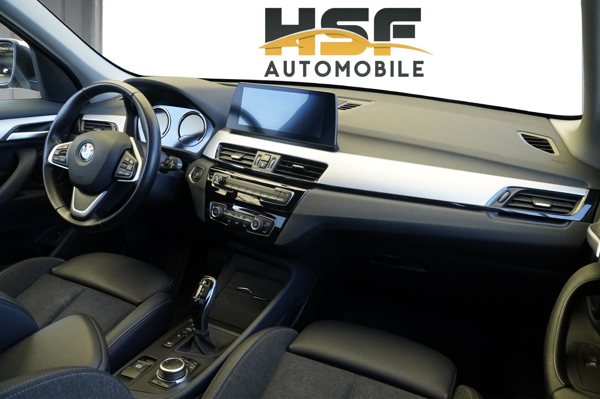 BMW X1 xDrive 20d Sport Line Fleet Edition Steptronic * CH Fahrzeug & AHK*-image-11