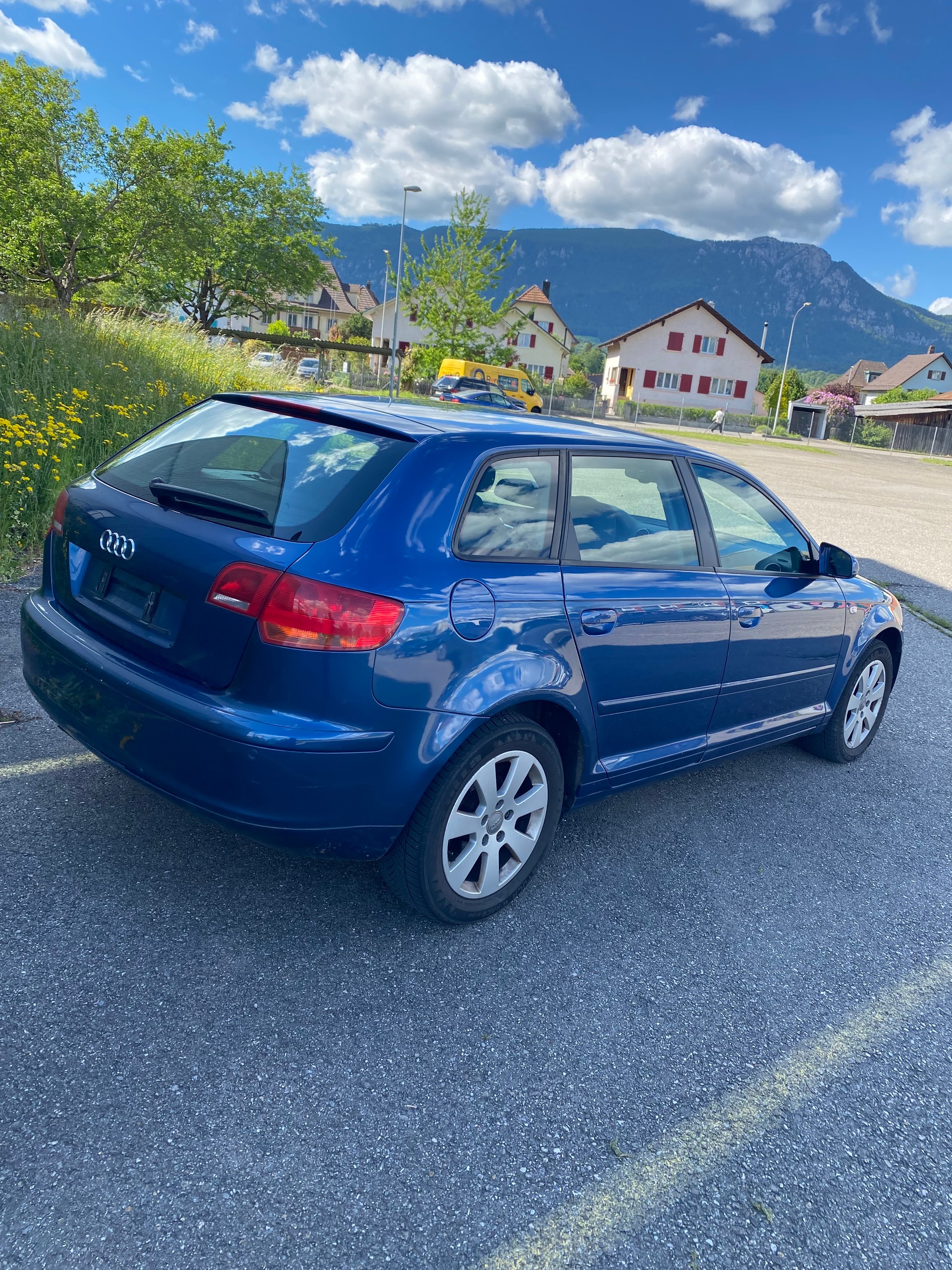 AUDI A3 Sportback 2.0 TDI Ambiente-image-13