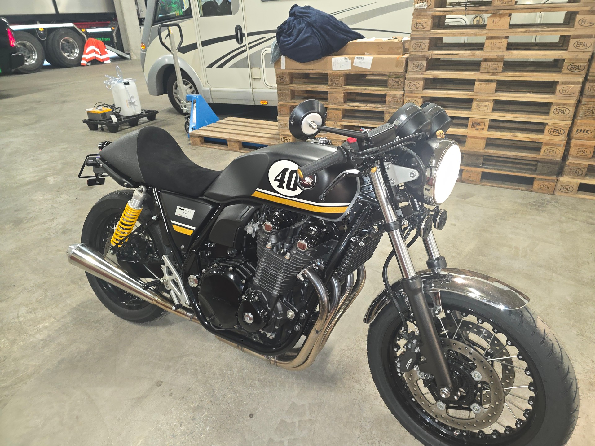 HONDA CB 1100 A sondermodel 40 jahre honda schweiz-image-2