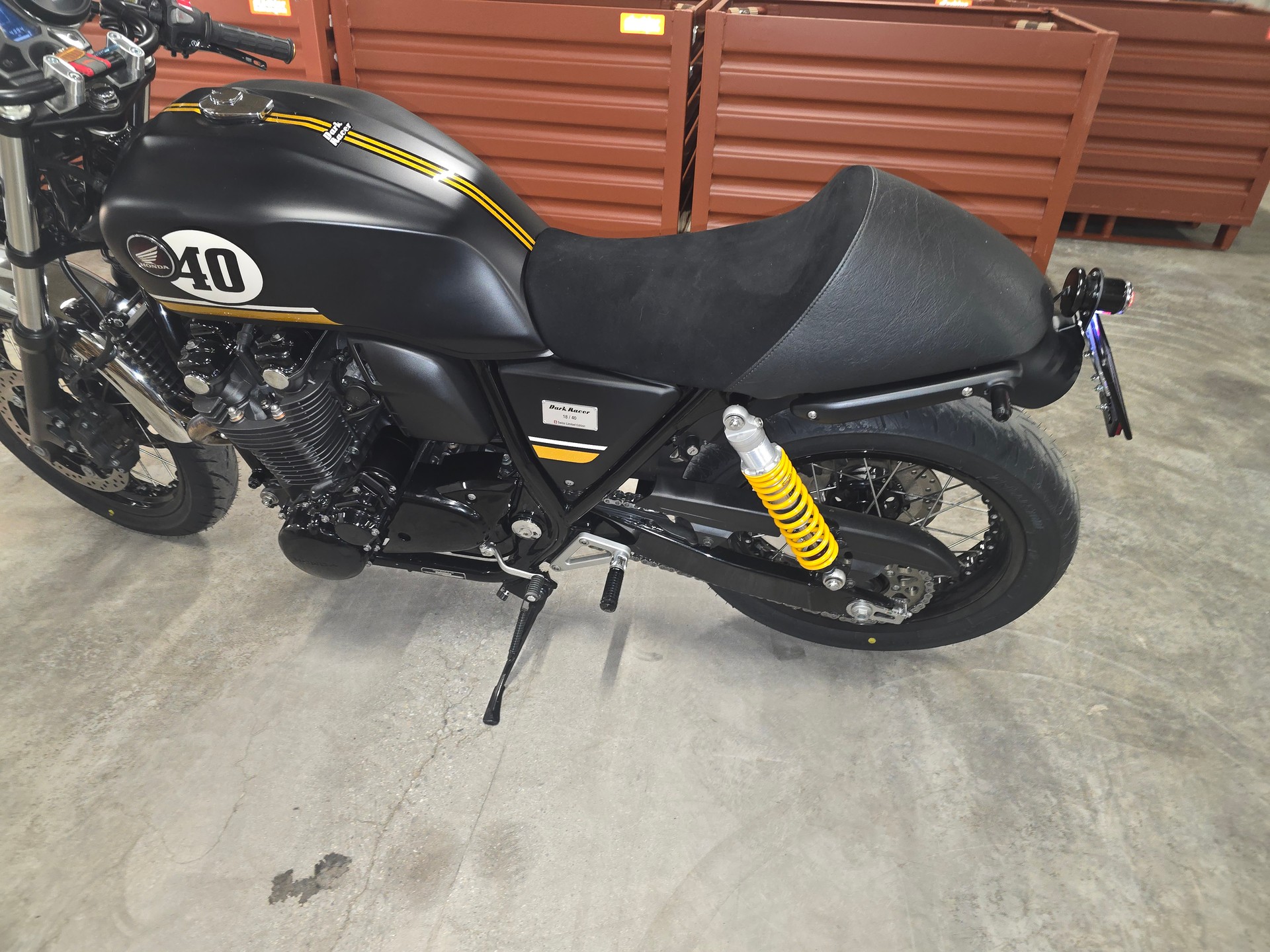 HONDA CB 1100 A sondermodel 40 jahre honda schweiz-image-0