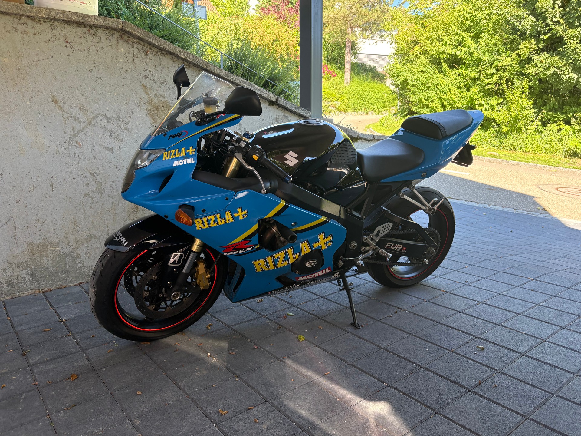 SUZUKI GSX-R 750 K4/K5-image-0