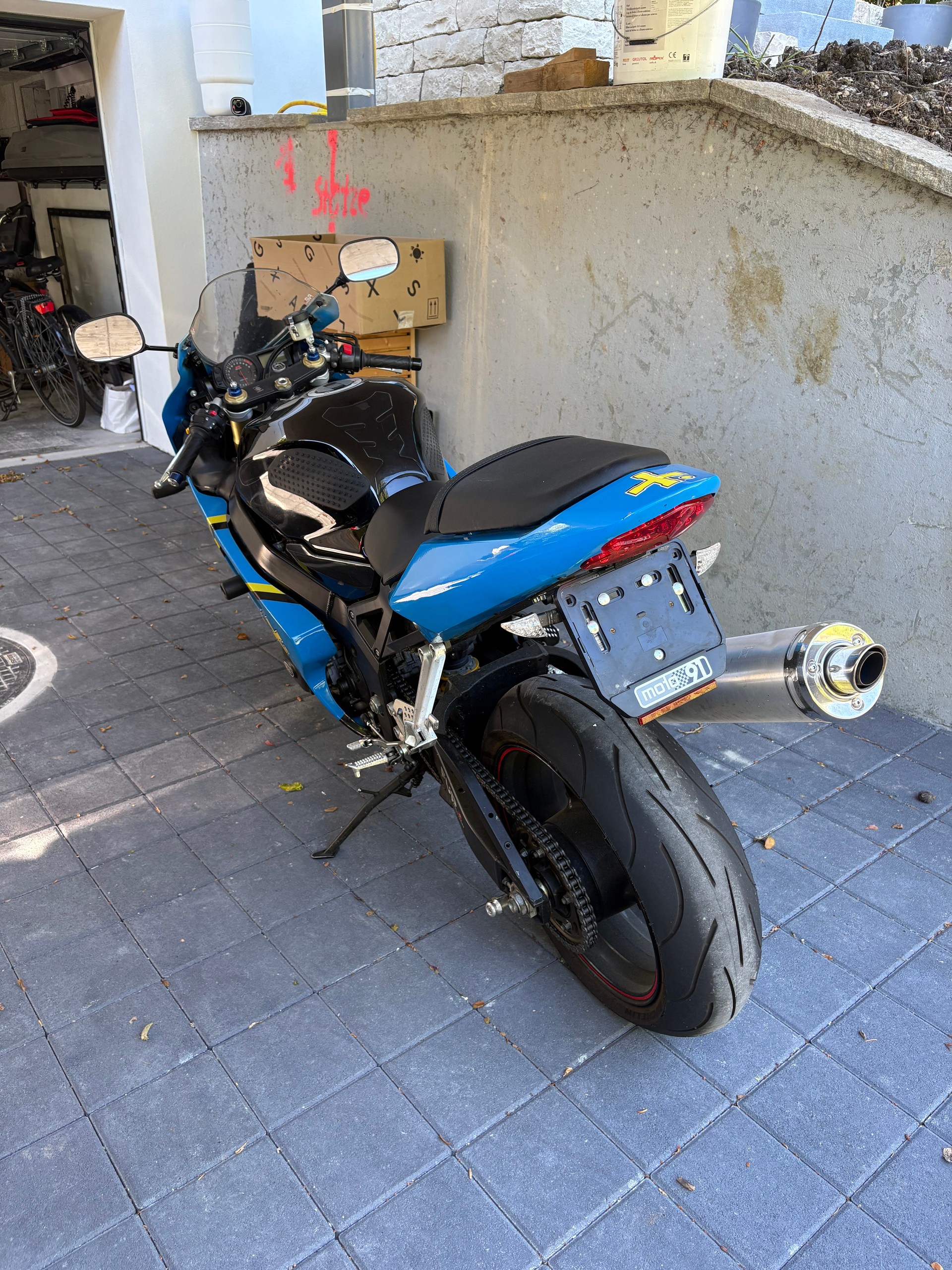 SUZUKI GSX-R 750 K4/K5-image-9