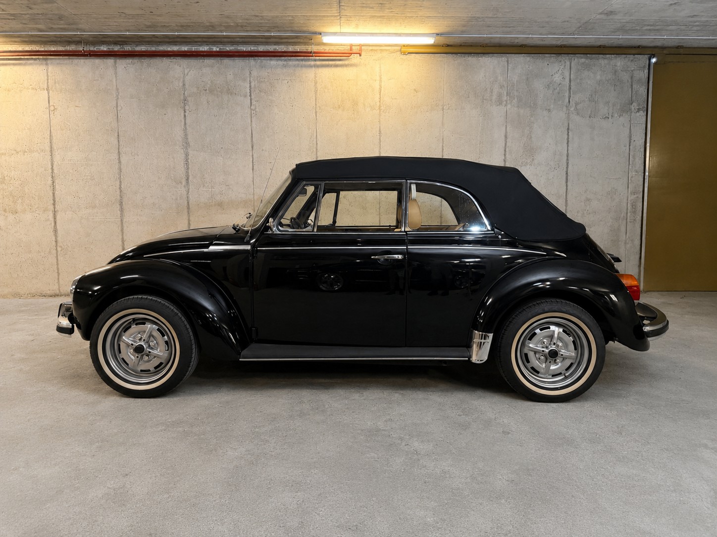 VW Käfer-showroom-element-1