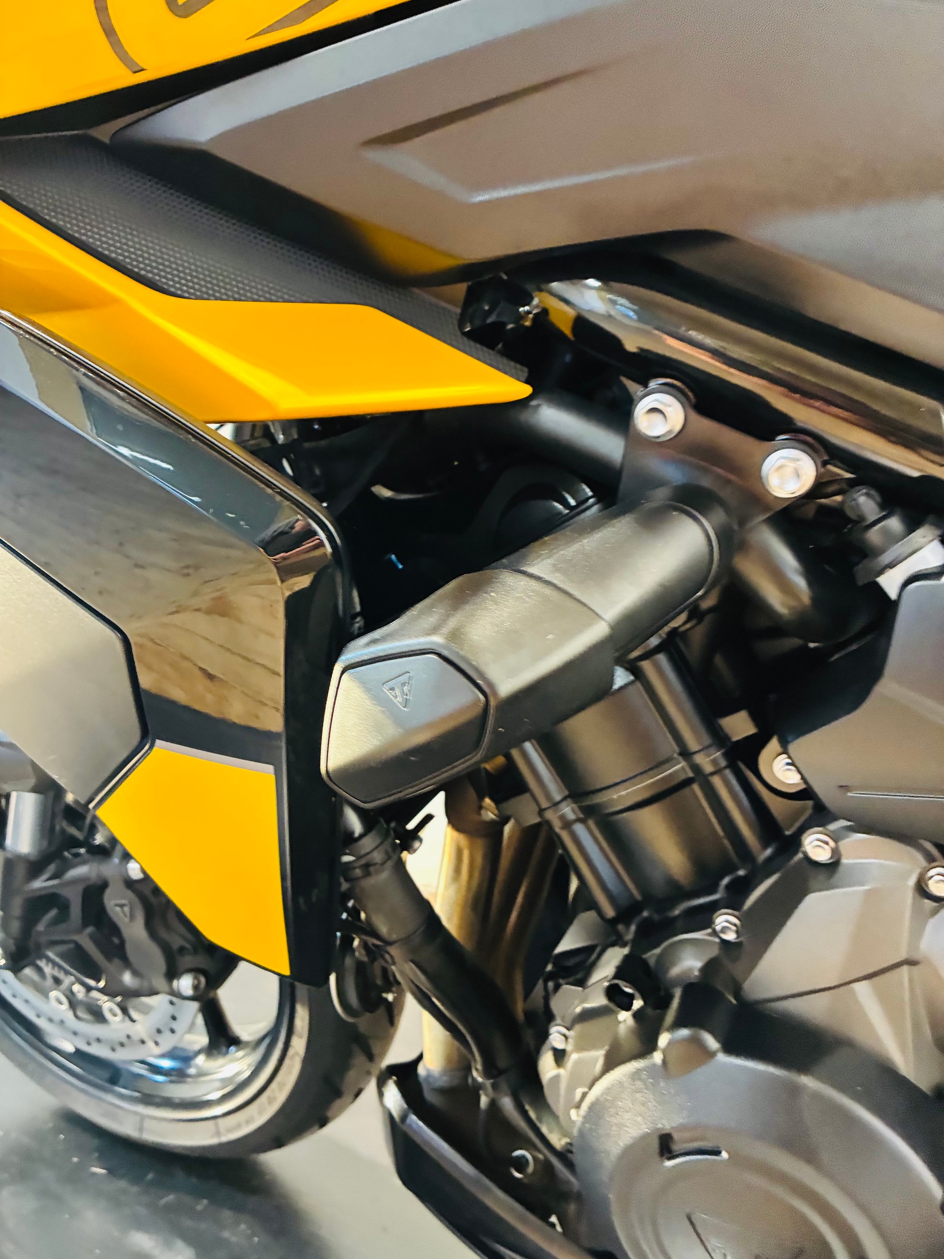 TRIUMPH Tiger Sport 800-image-9
