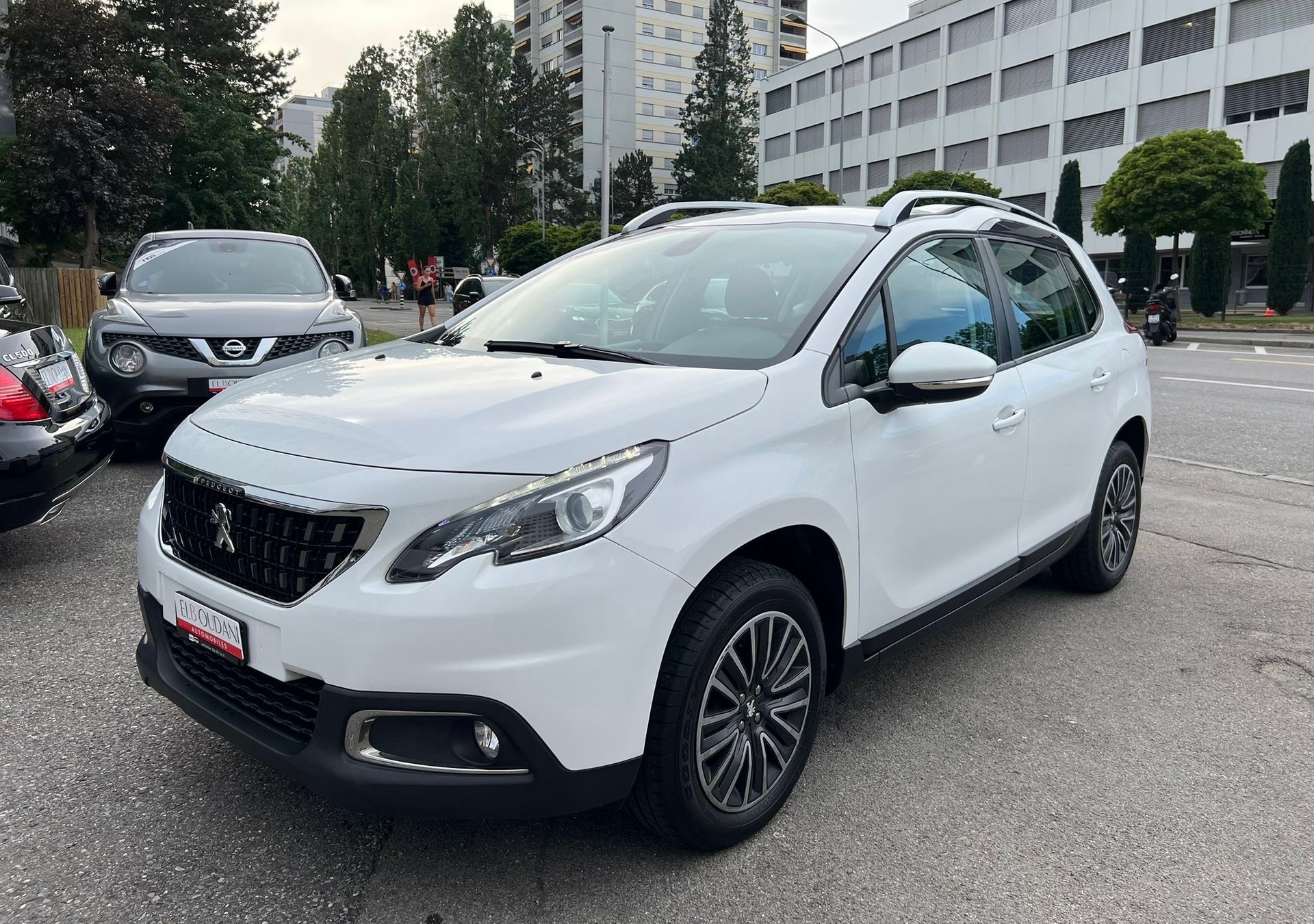 PEUGEOT 2008 1.2 PureTech Style
