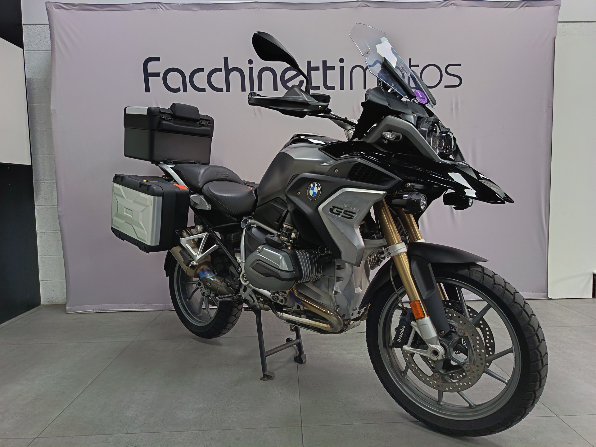 BMW R 1200 GS-image-1