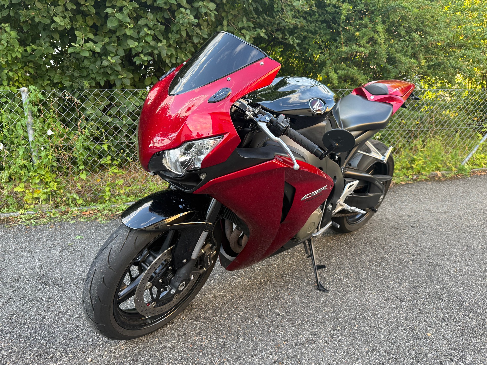 HONDA CBR 1000 RR Fireblade-image-14