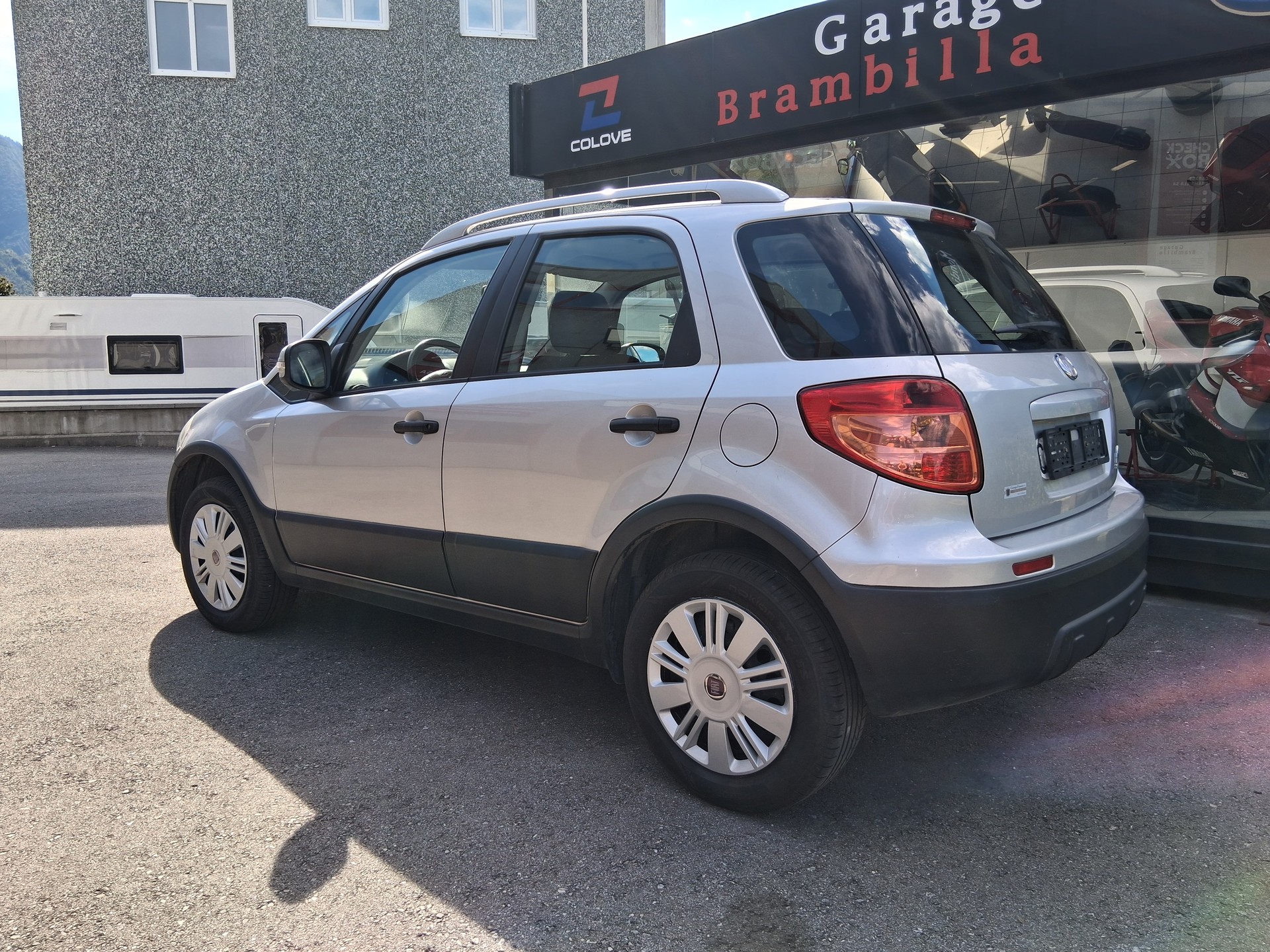 FIAT Sedici 1.6 4WD Dynamic-image-7