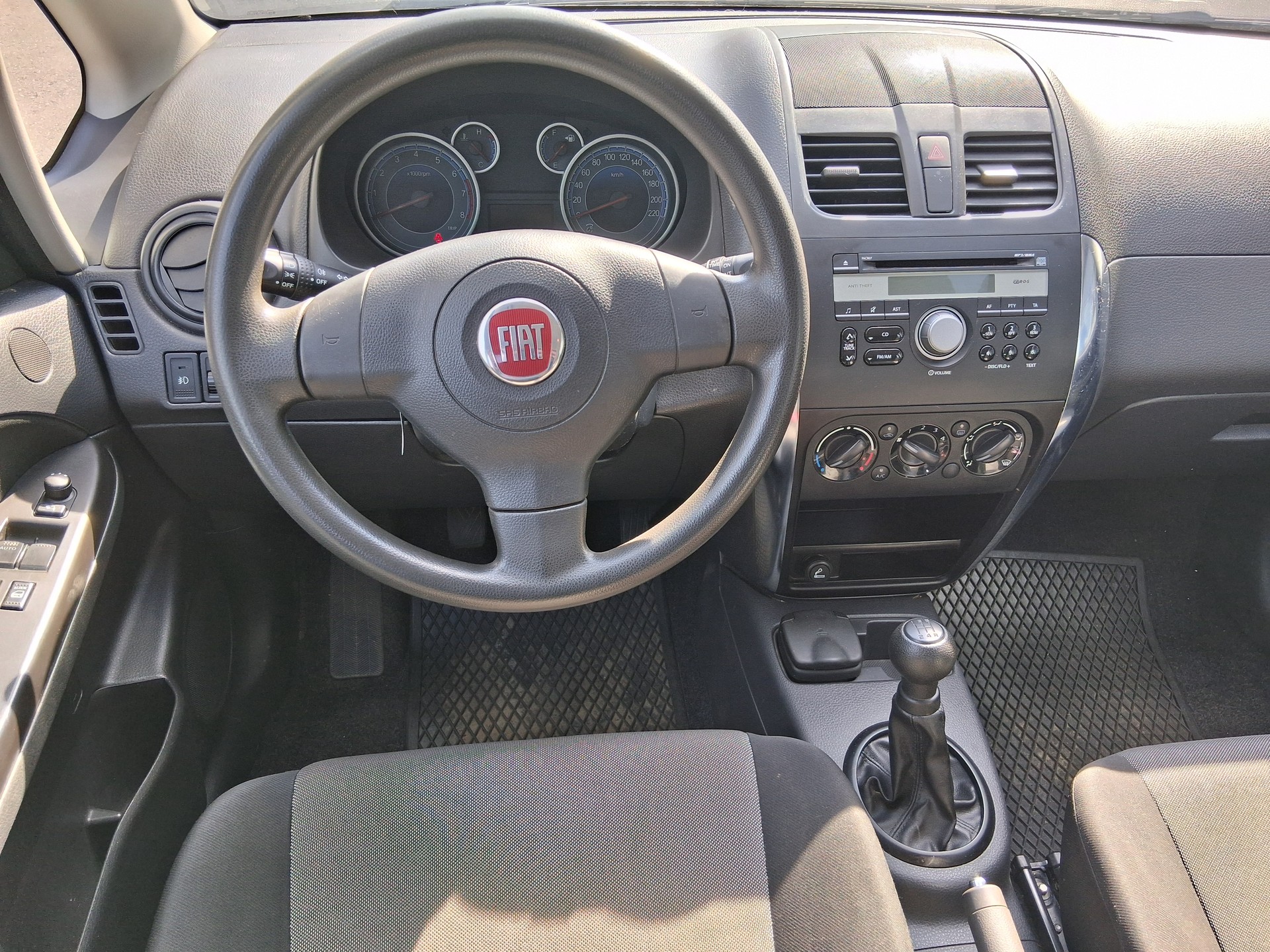 FIAT Sedici 1.6 4WD Dynamic-image-9