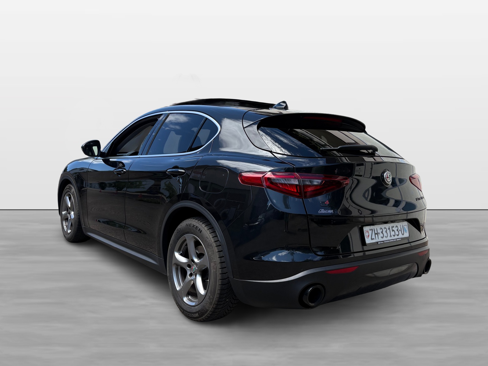 ALFA ROMEO Stelvio 2.0 First Edition Q4 Automatic-showroom-element-3