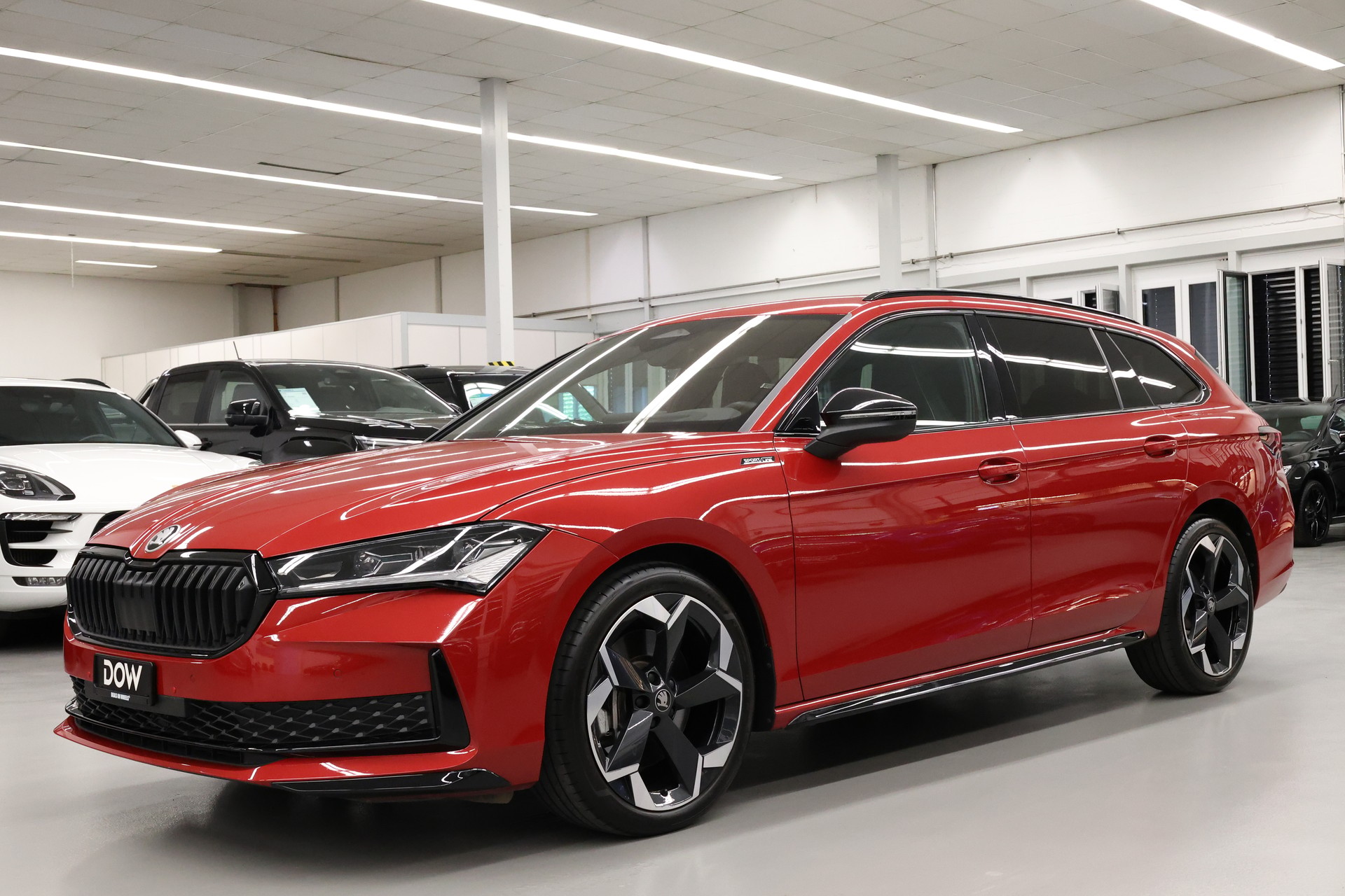 SKODA Superb Combi 2.0 TDI Sportline 4x4 DSG-showroom-element-1