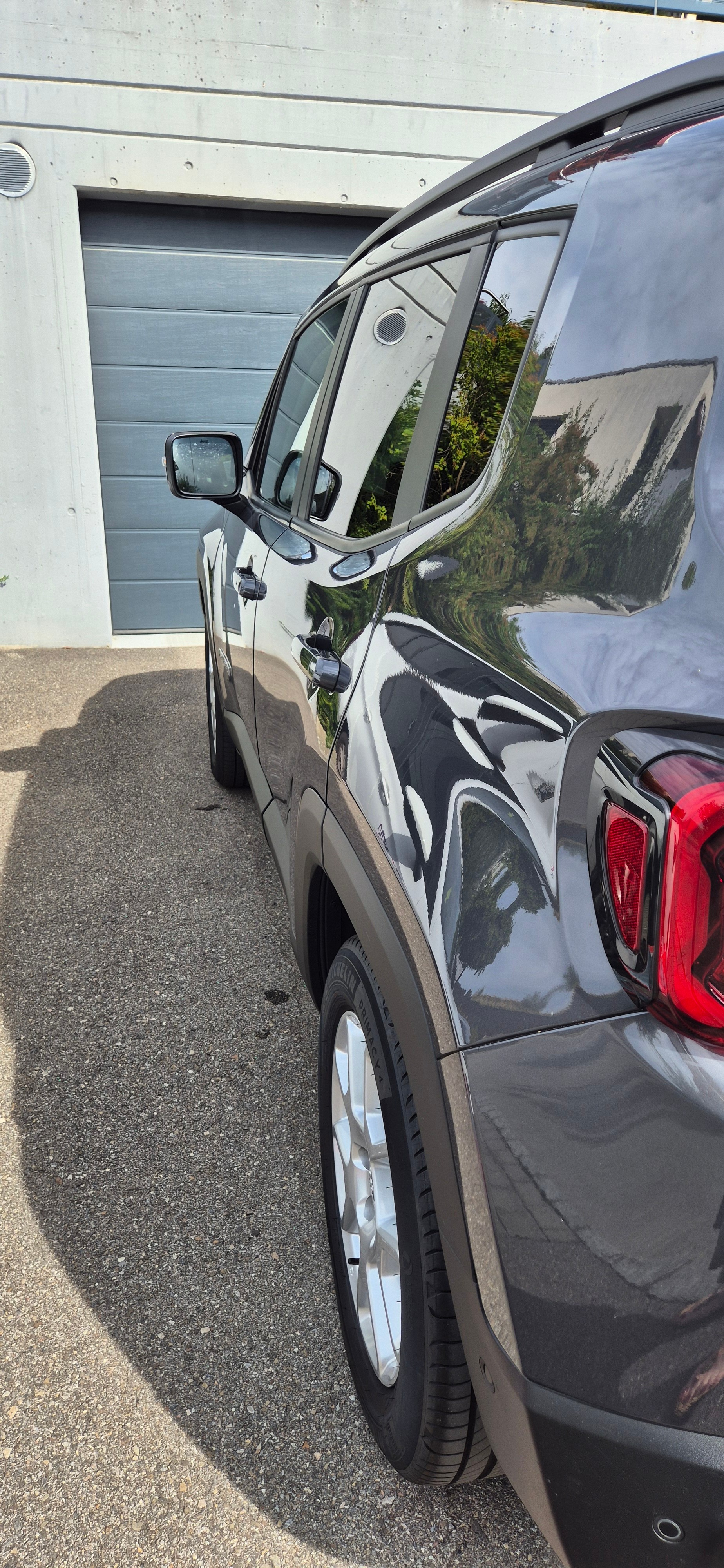 JEEP Renegade 1.5 Turbo Swiss Limited-image-3