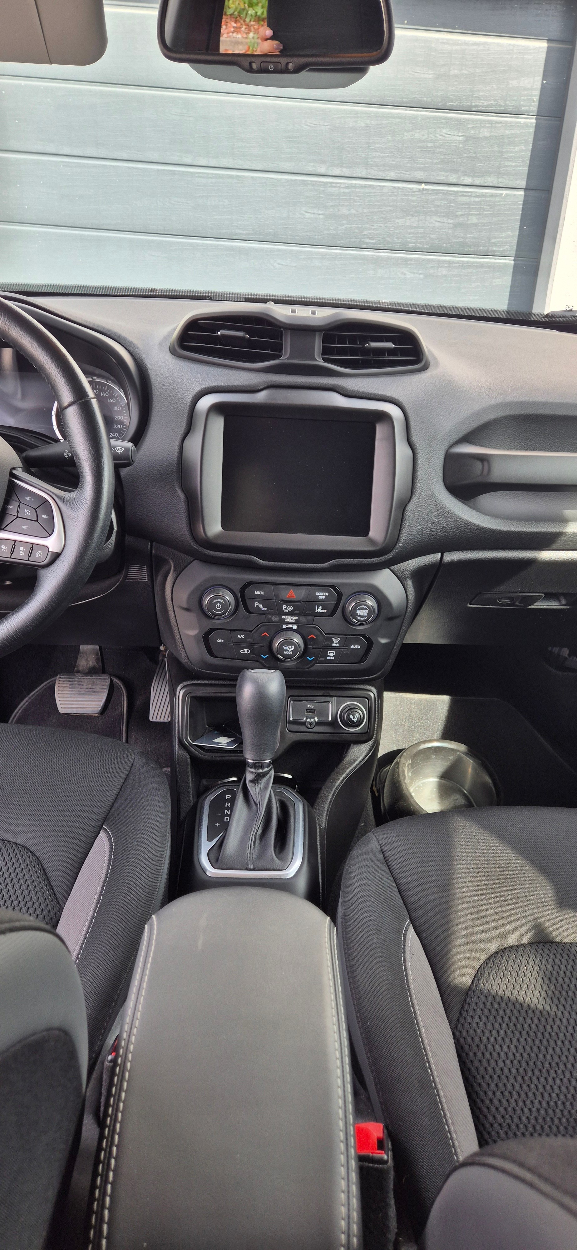 JEEP Renegade 1.5 Turbo Swiss Limited-image-8