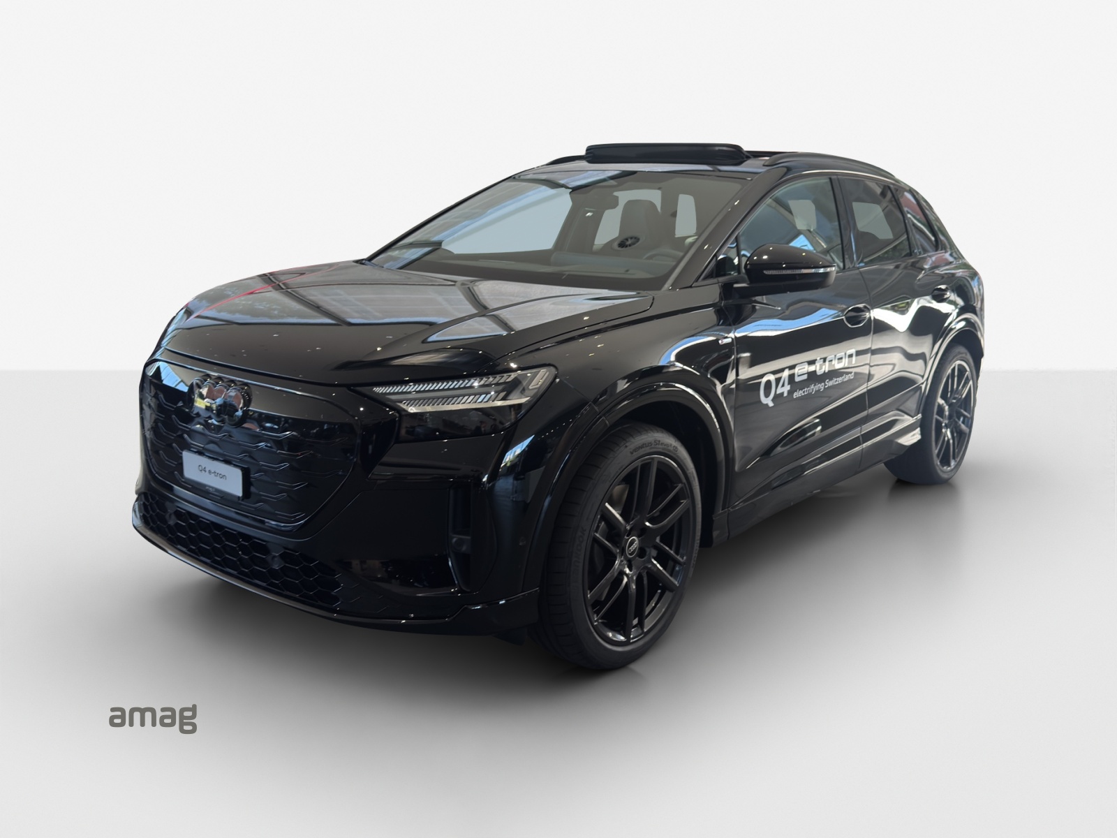 AUDI Q4 e-tron SUV quattro performance