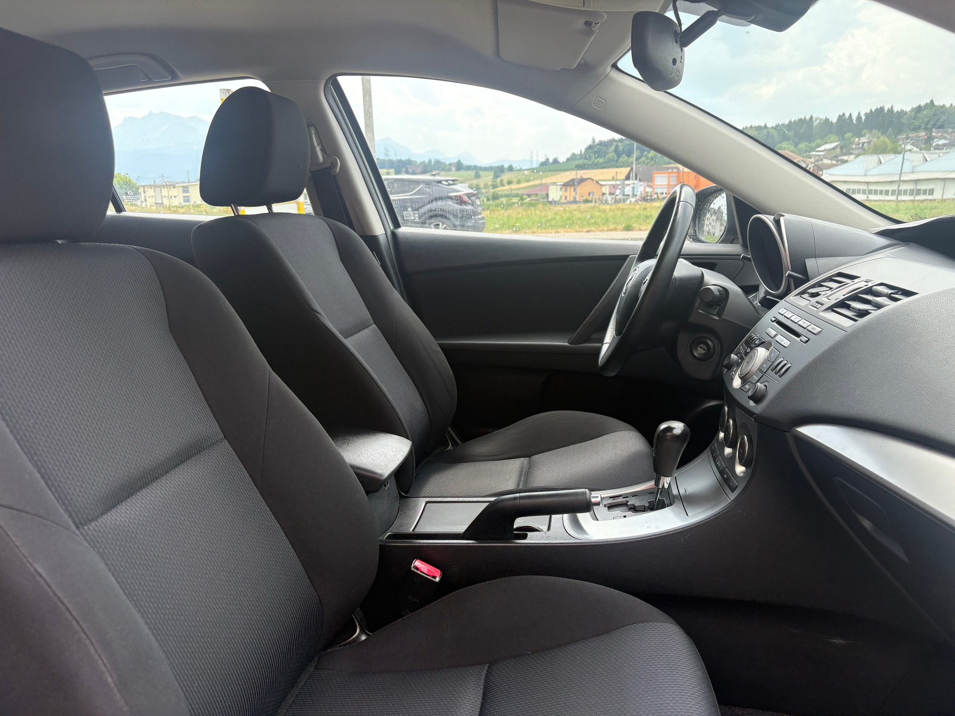 MAZDA 3 1.6 16V Exclusive Anniversary Activematic-image-11