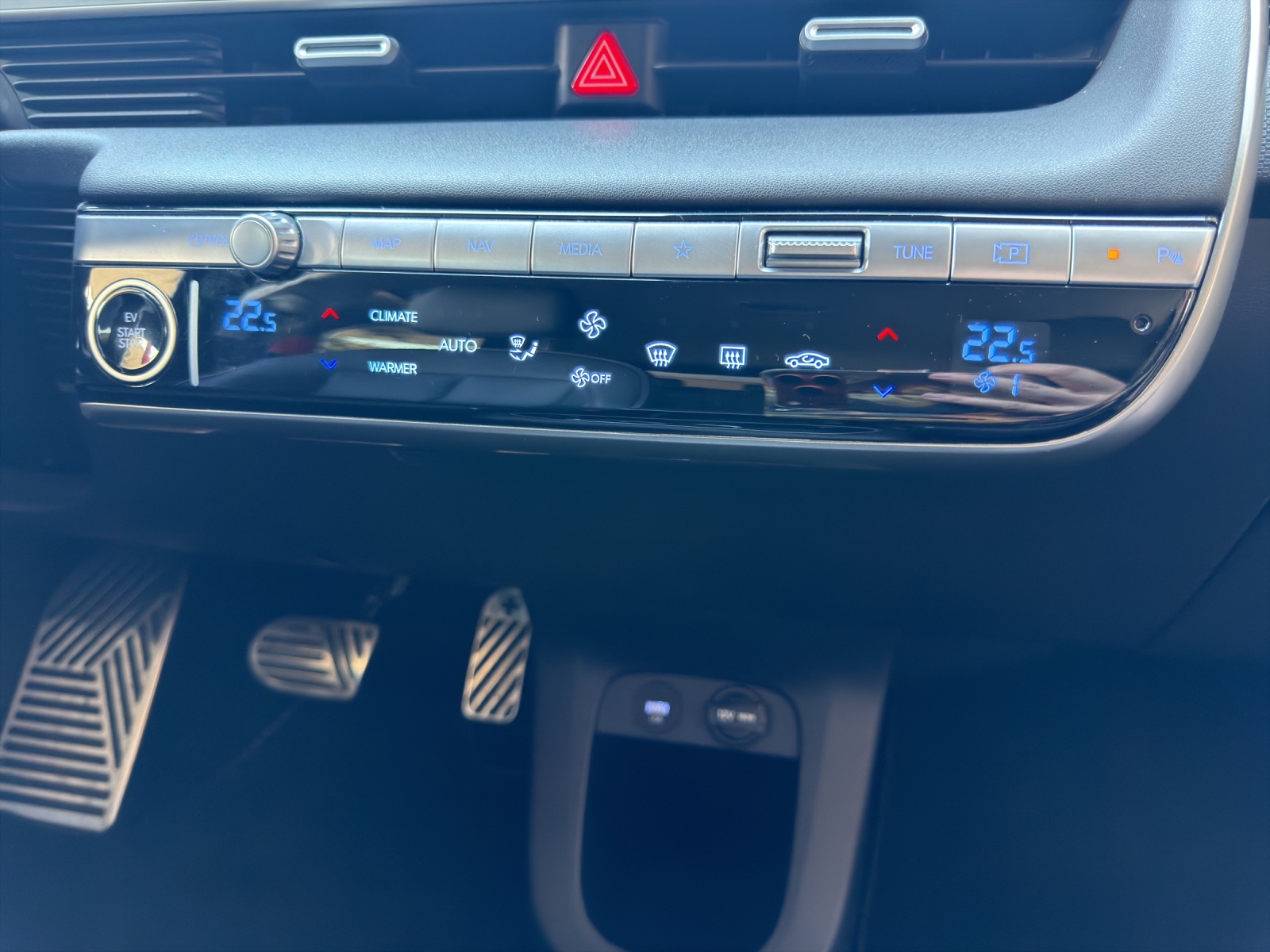 HYUNDAI Ioniq 5 Amplia-image-13